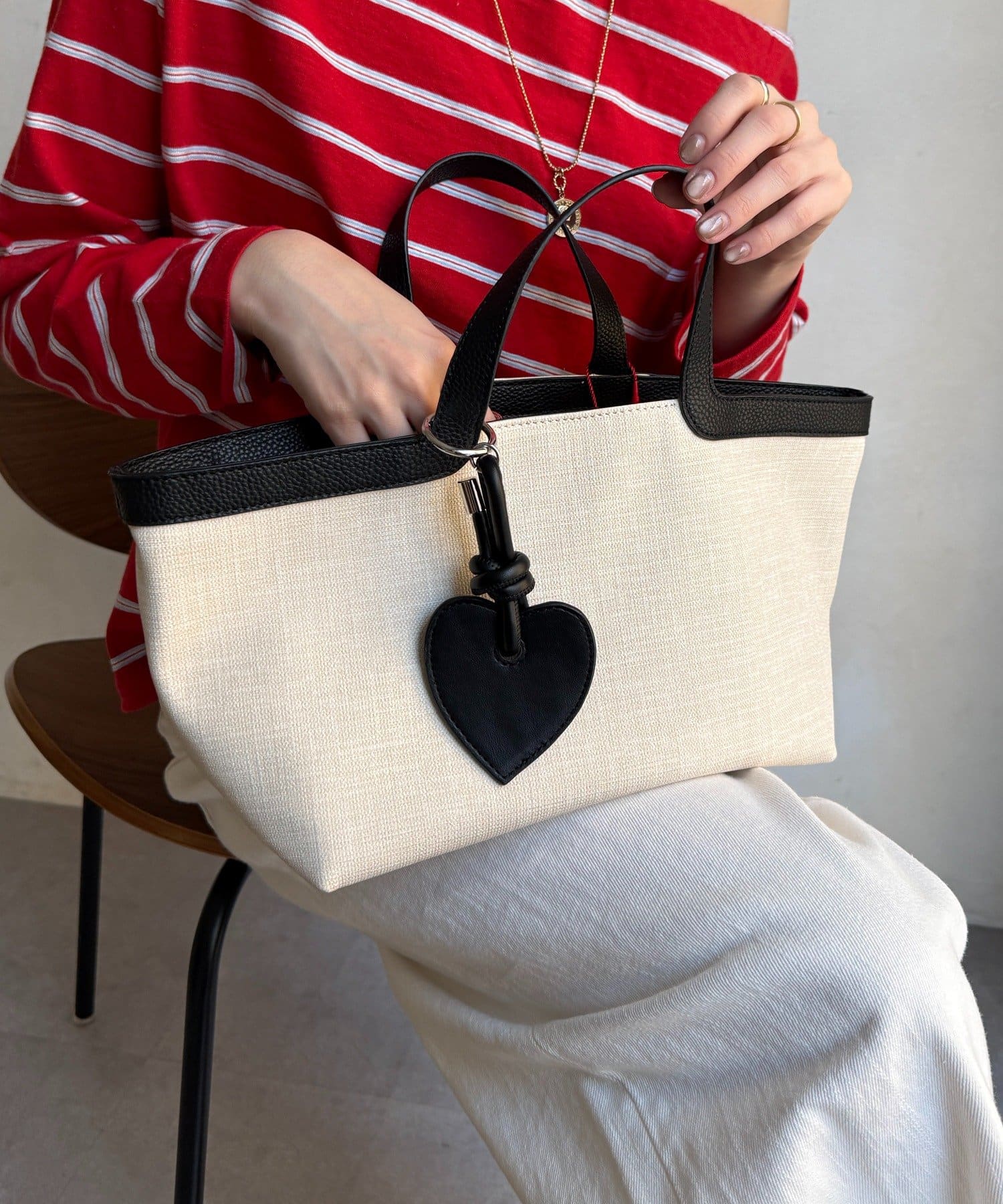 DOUDOU(ドゥドゥ) ハートチャーム付トートバッグ