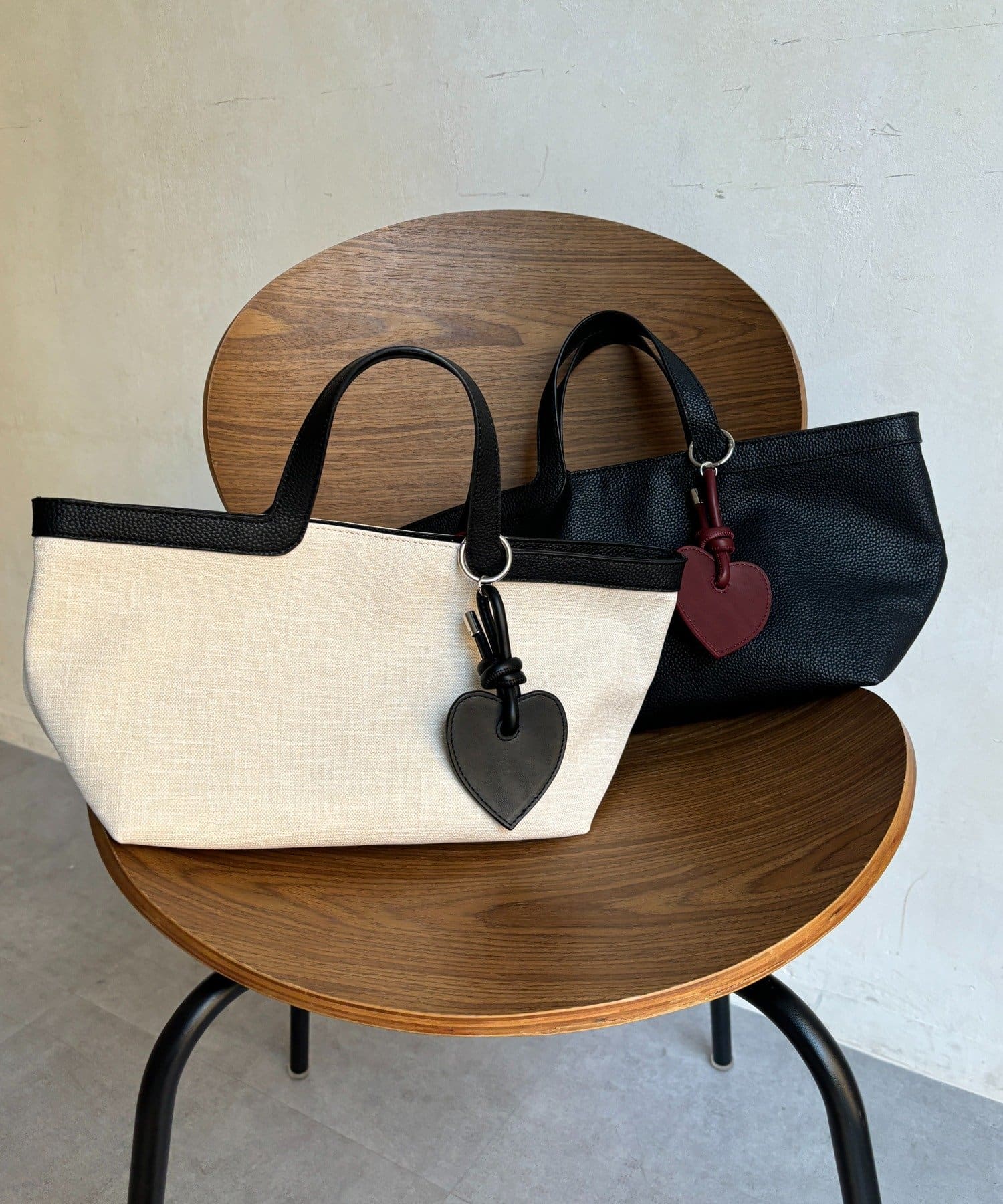 DOUDOU(ドゥドゥ) ハートチャーム付トートバッグ