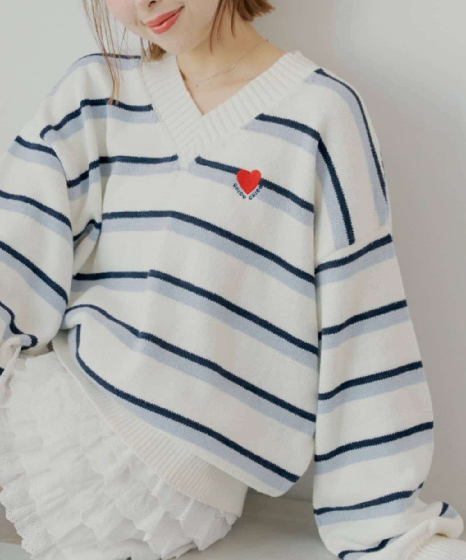 Chico(チコ) Vネックボーダールーズニット