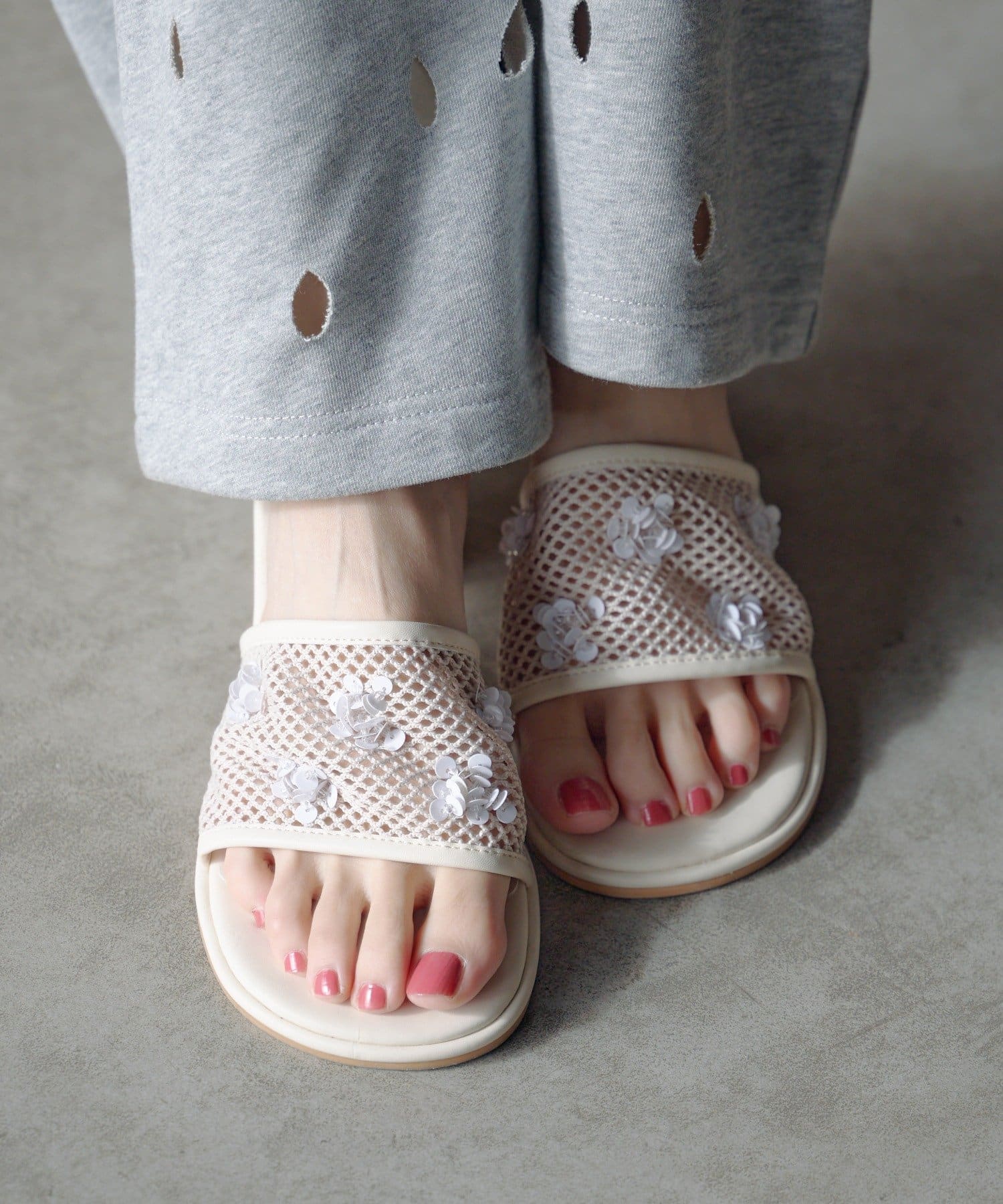 Kastane(カスタネ) 【4/5(日)0:00発売】ブルームサンダル