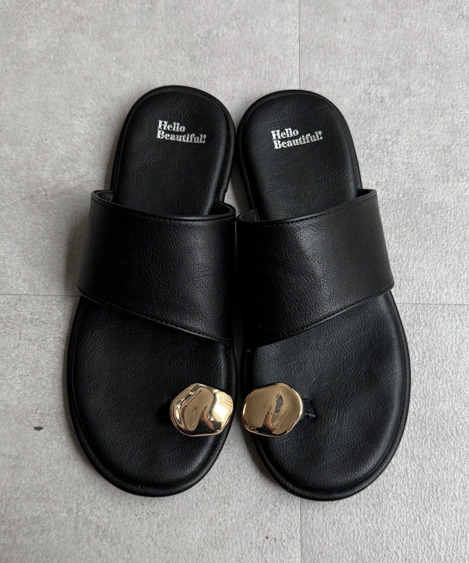 DOUDOU(ドゥドゥ) GOLDモチーフトングサンダル