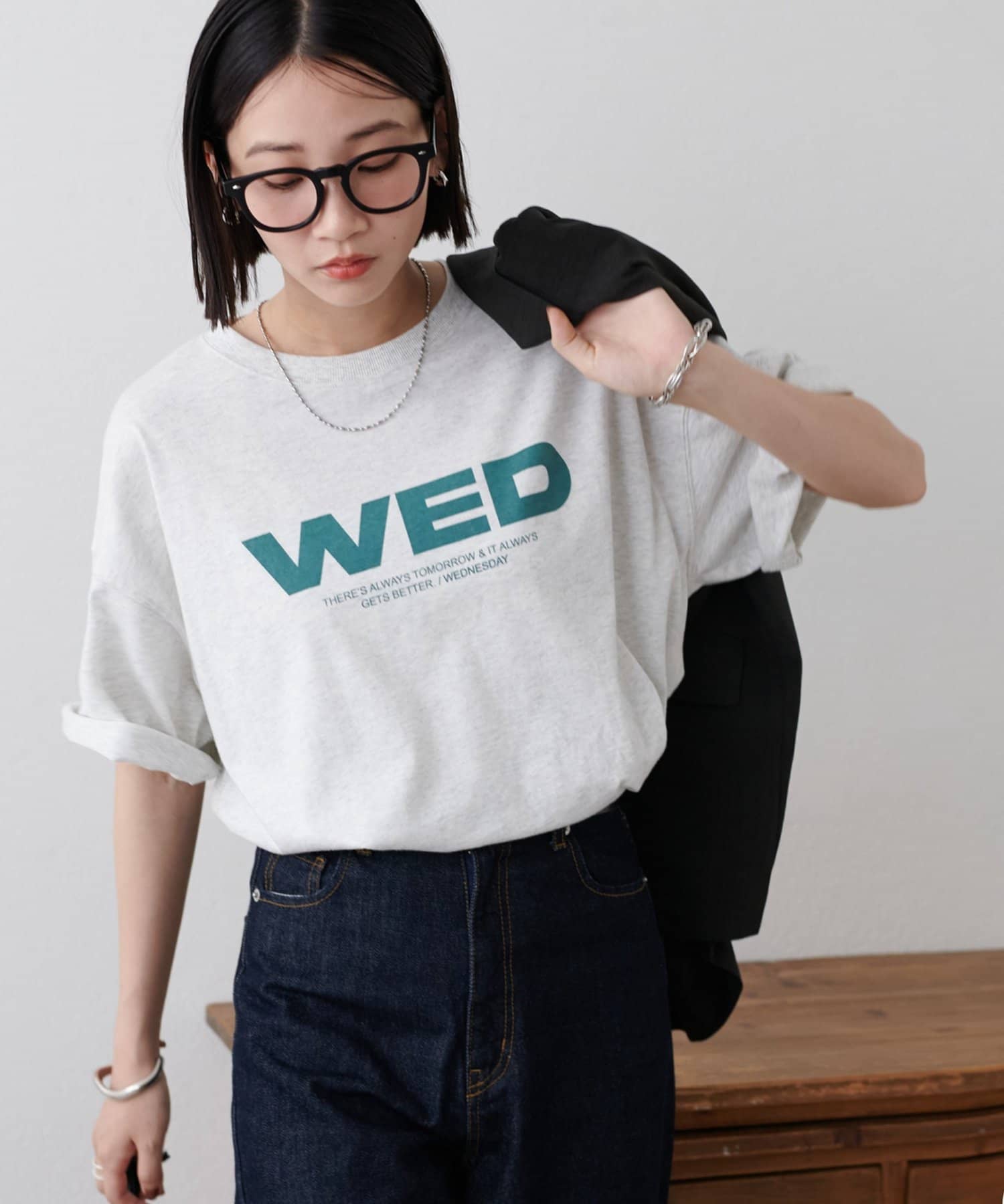 WEB限定】DAYグラフィックTシャツ | DISCOAT(ディスコート)レディース