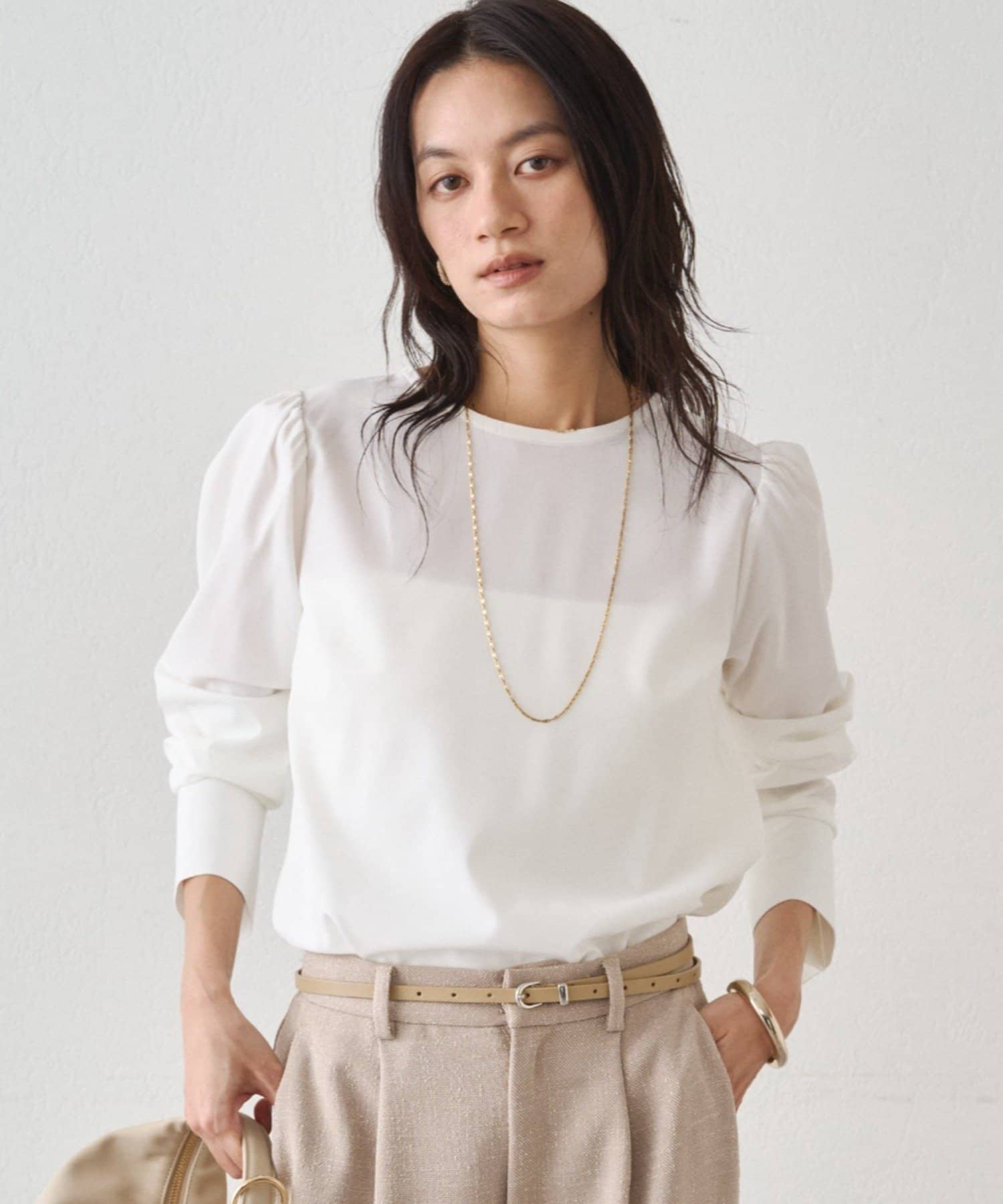 LOUNGEDRESS(ラウンジドレス) 【Atelier N5/アトリエヌメロサンク】パフスリーブクルーブラウス