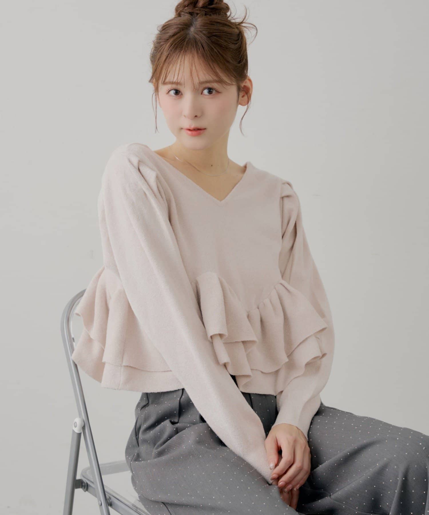 Chico(チコ) 【SALON by Chico】ラメベロアモールスクエアパフペプラム