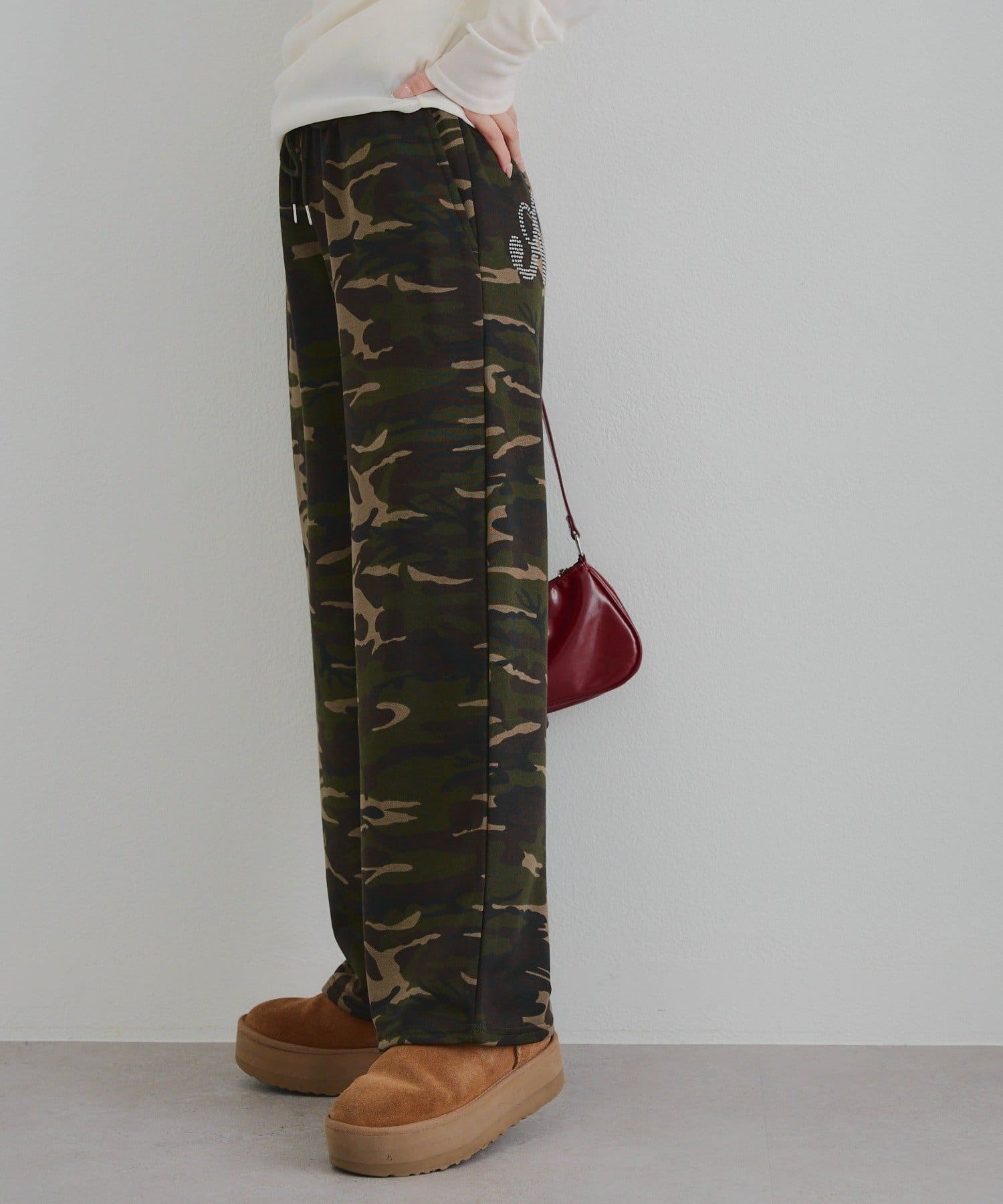 NICE CLAUP / OLIVE des OLIVE OUTLET(ナイスクラップ  / オリーブ デ オリーブ アウトレット) 【RMAF】バックロゴラインストーン付スウェットパンツ