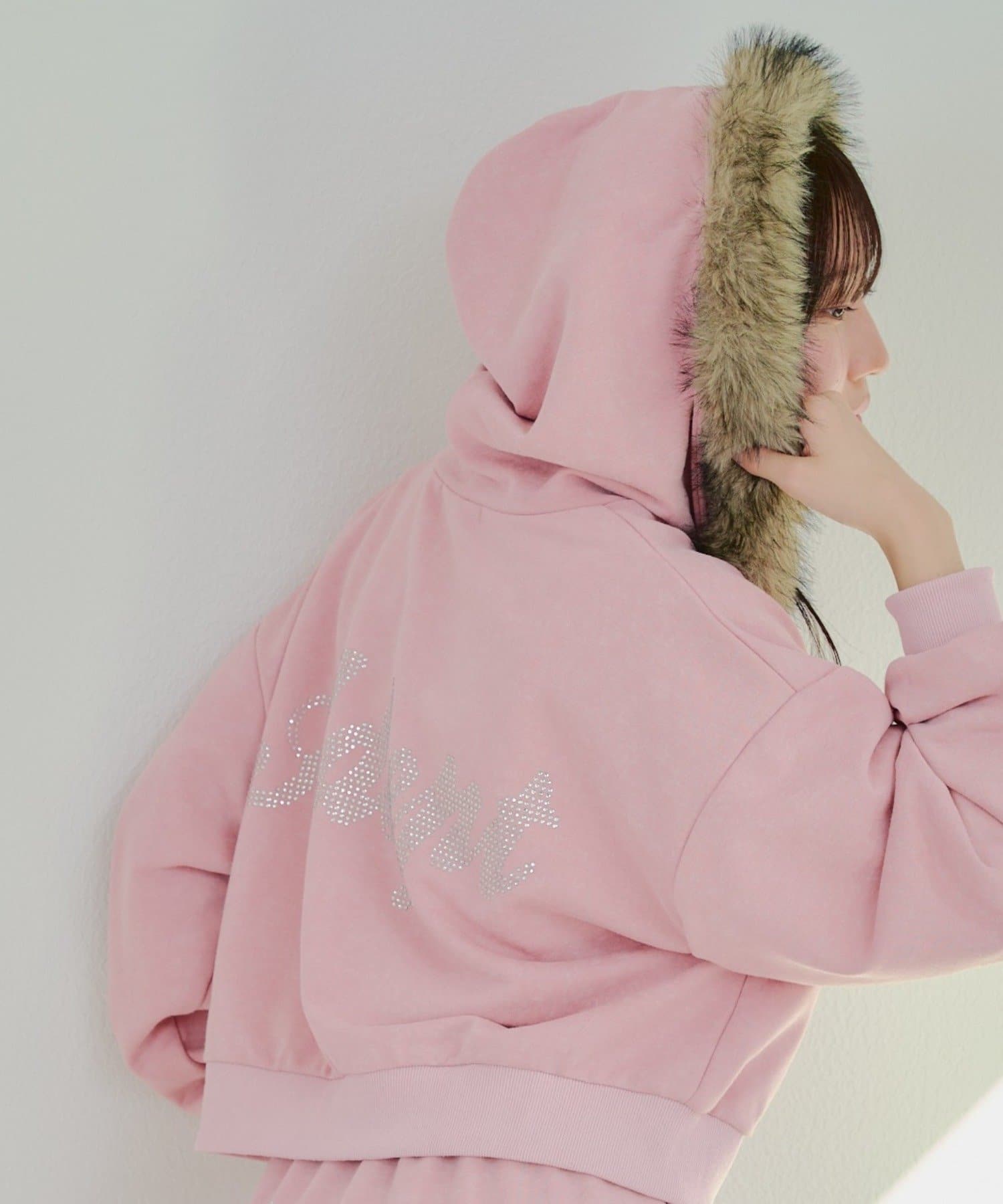 NICE CLAUP / OLIVE des OLIVE OUTLET(ナイスクラップ  / オリーブ デ オリーブ アウトレット) 【RMAF】ラインストーンロゴファー取外しパーカー