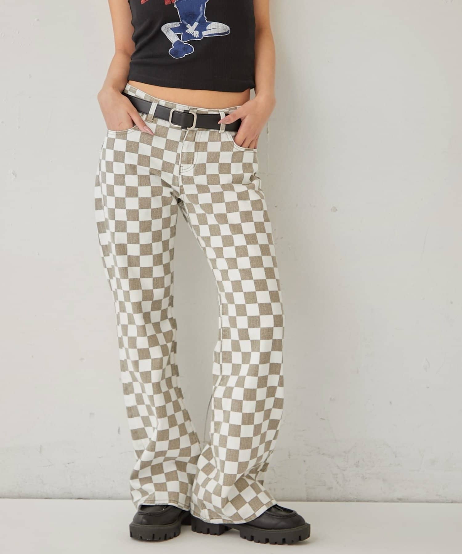 WHO’S WHO gallery(フーズフーギャラリー) ASSORTED PRINT FLARE PANTS