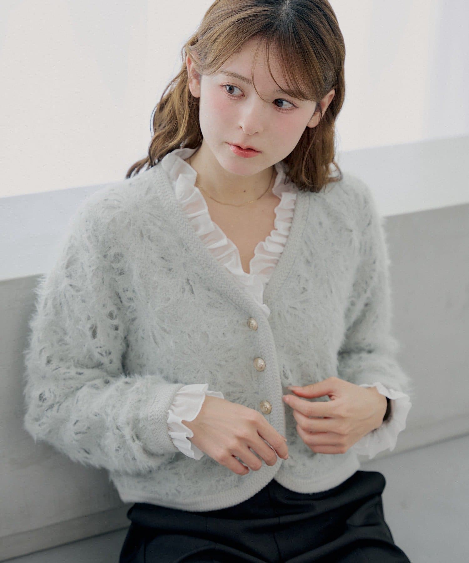 Chico(チコ) 【SALON by Chico】取り外しフリル襟フラワーニットジャケットカーディガン