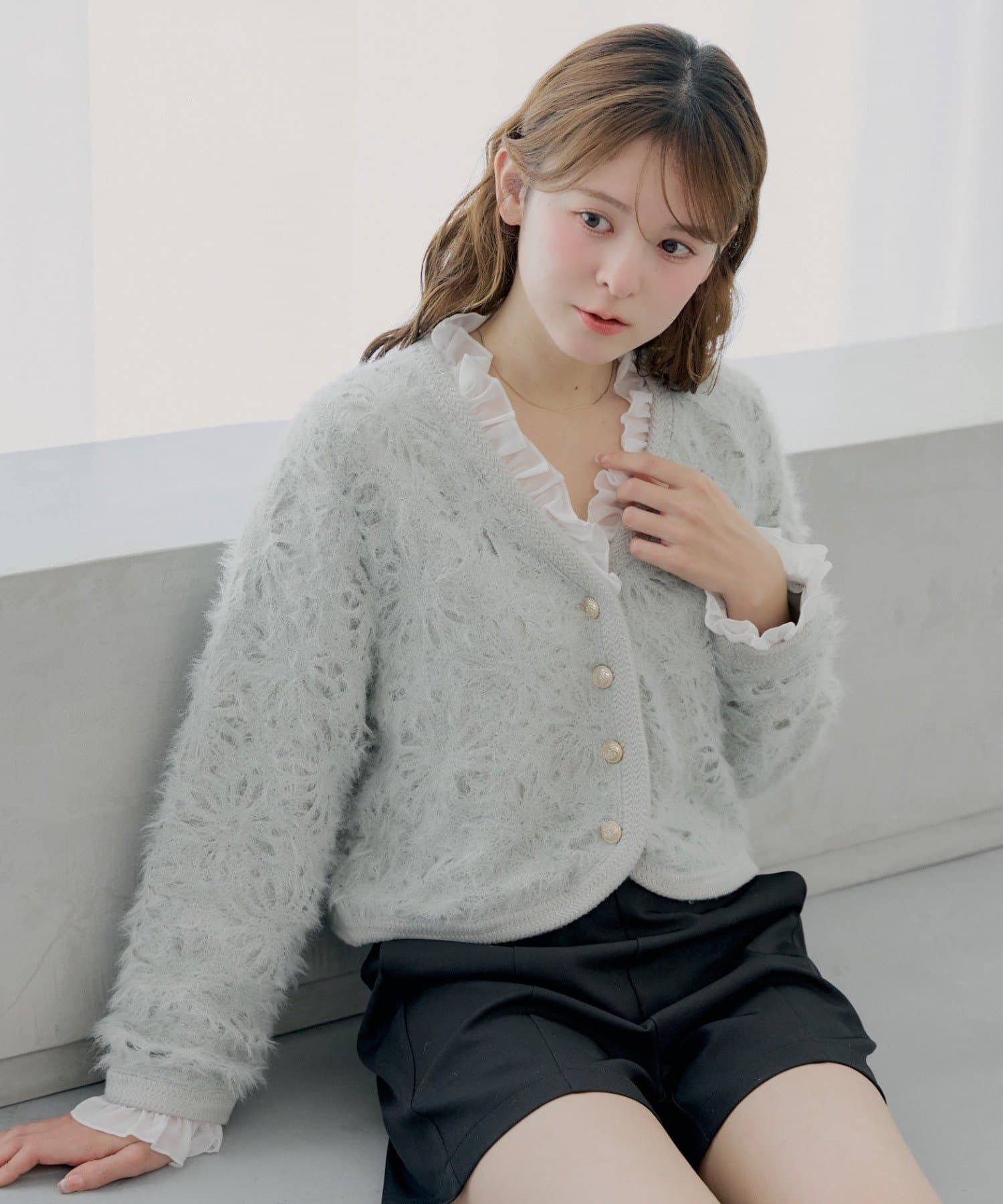 Chico(チコ) 【SALON by Chico】取り外しフリル襟フラワーニットジャケットカーディガン