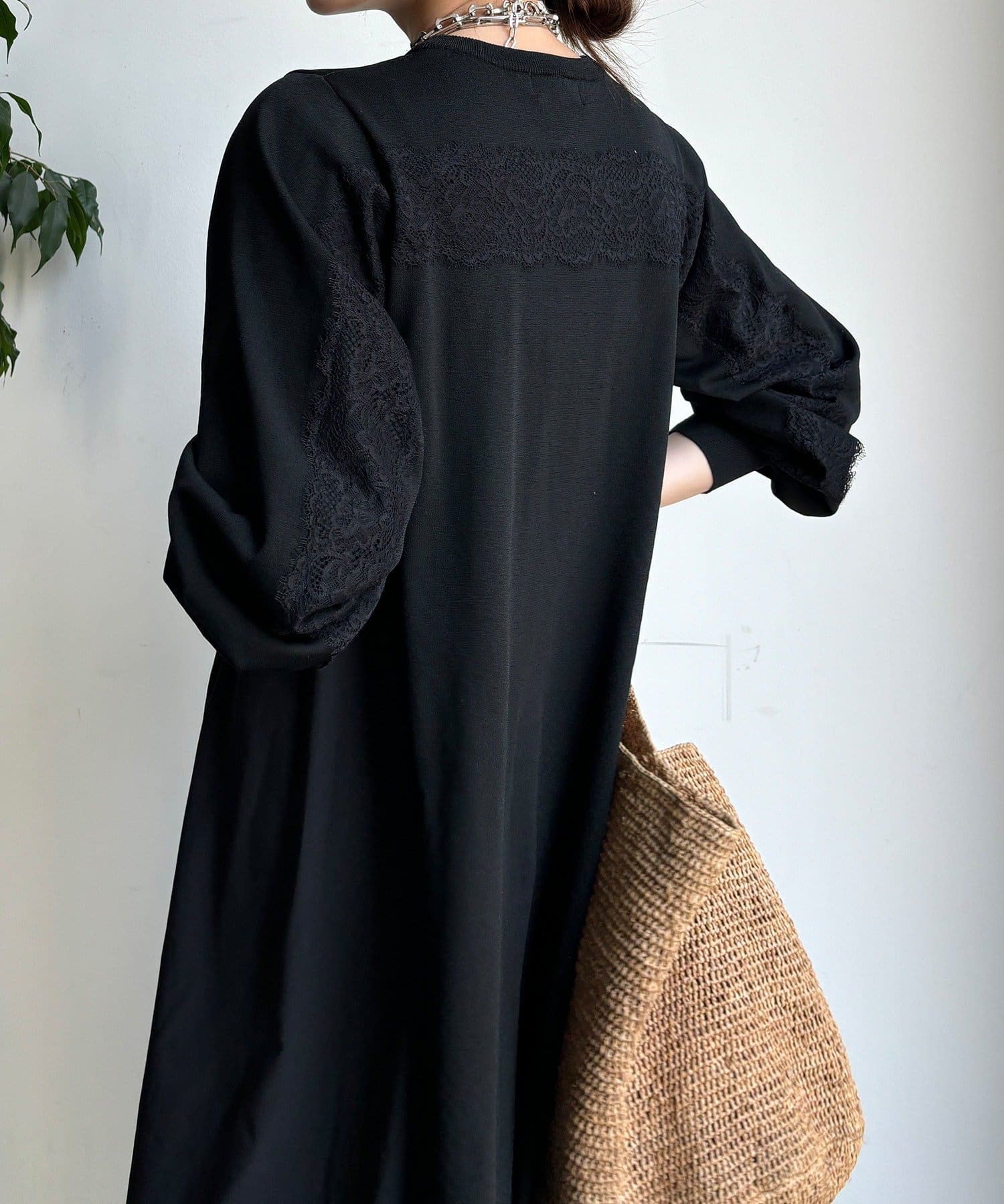 DOUDOU(ドゥドゥ) 【WEB限定】バックレースラインワンピース