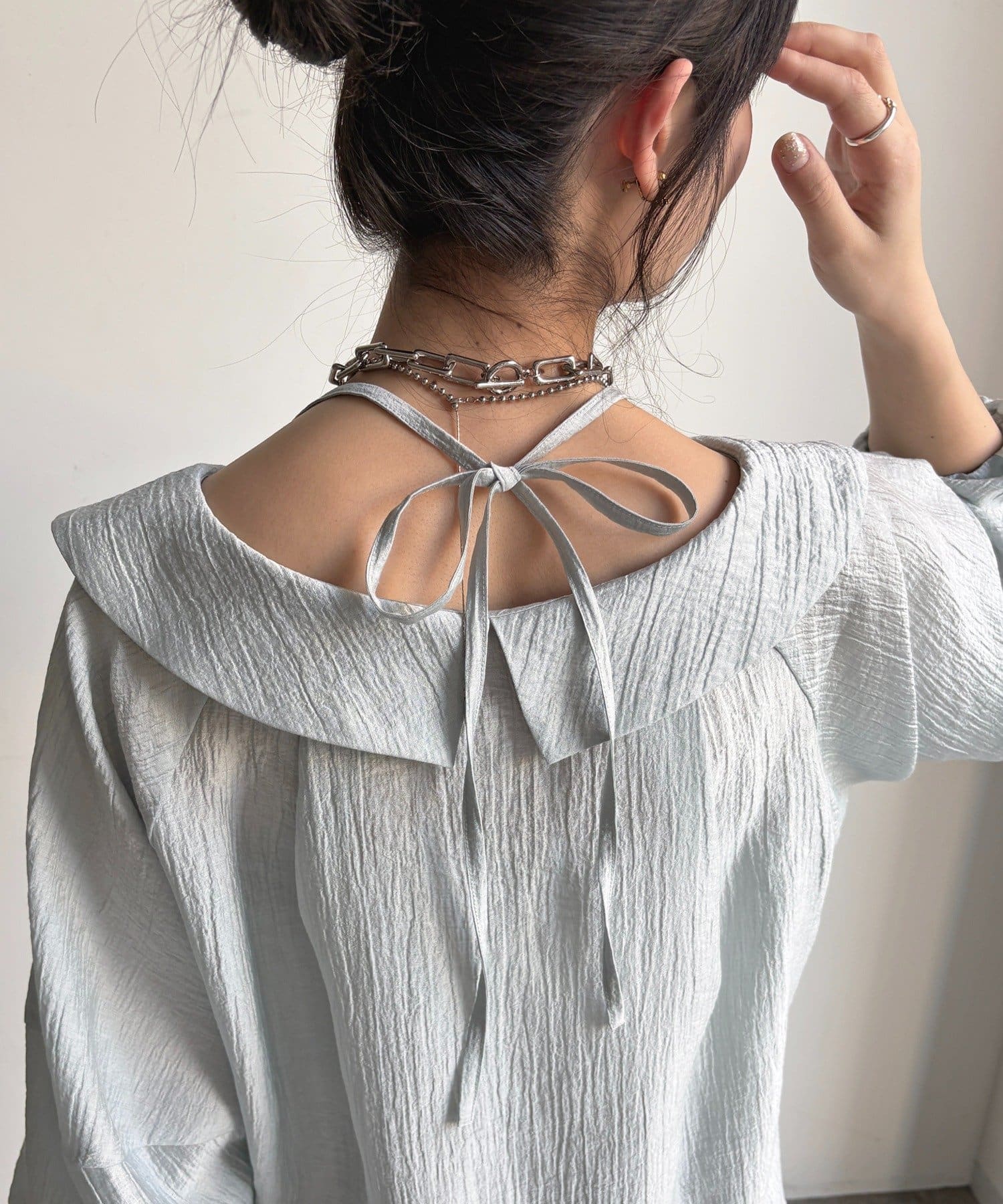 DOUDOU(ドゥドゥ) ギャザーチョーカーブラウス