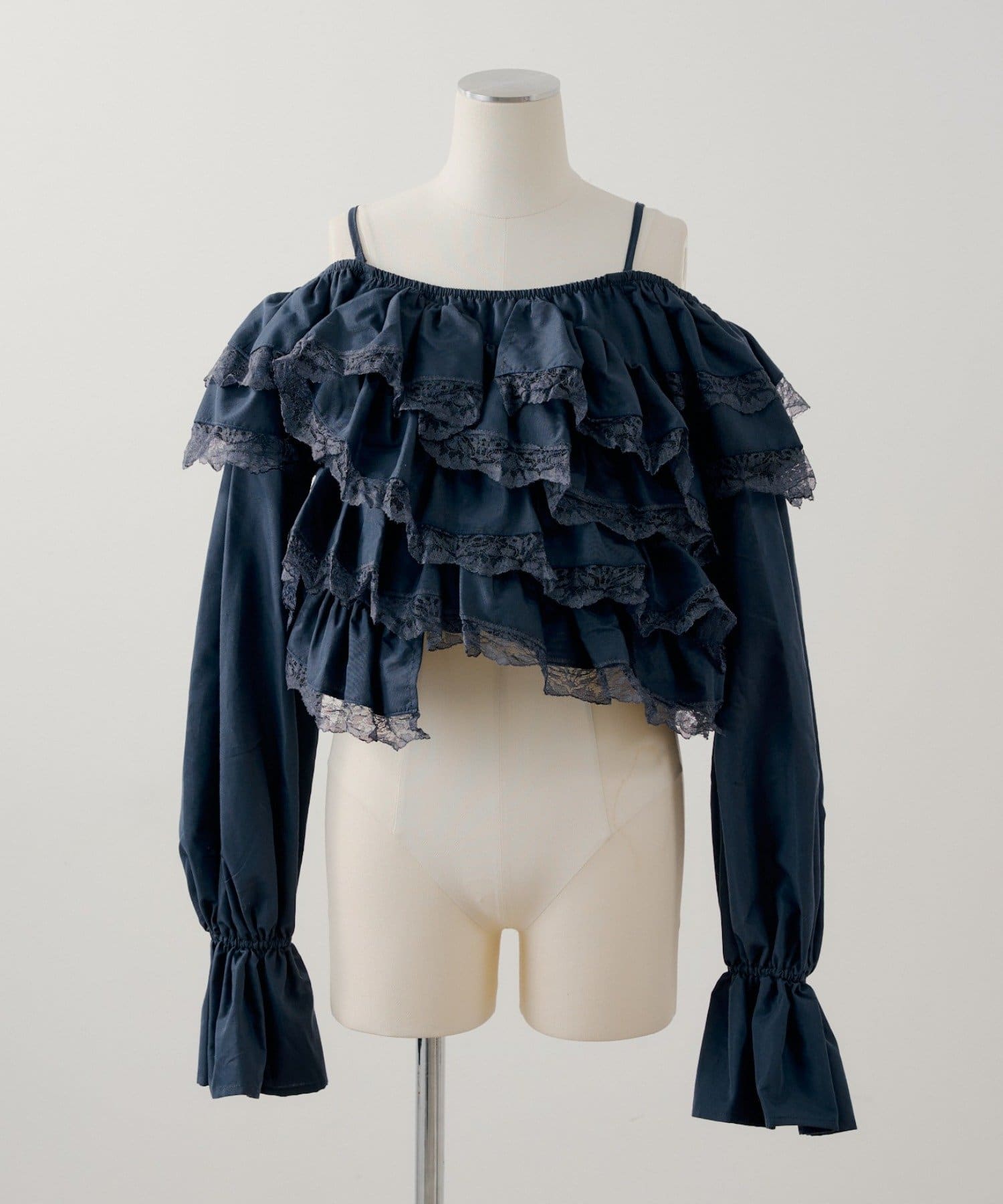 Chico(チコ) 【SALON by Chico】ボリュームフリルレースブラウス