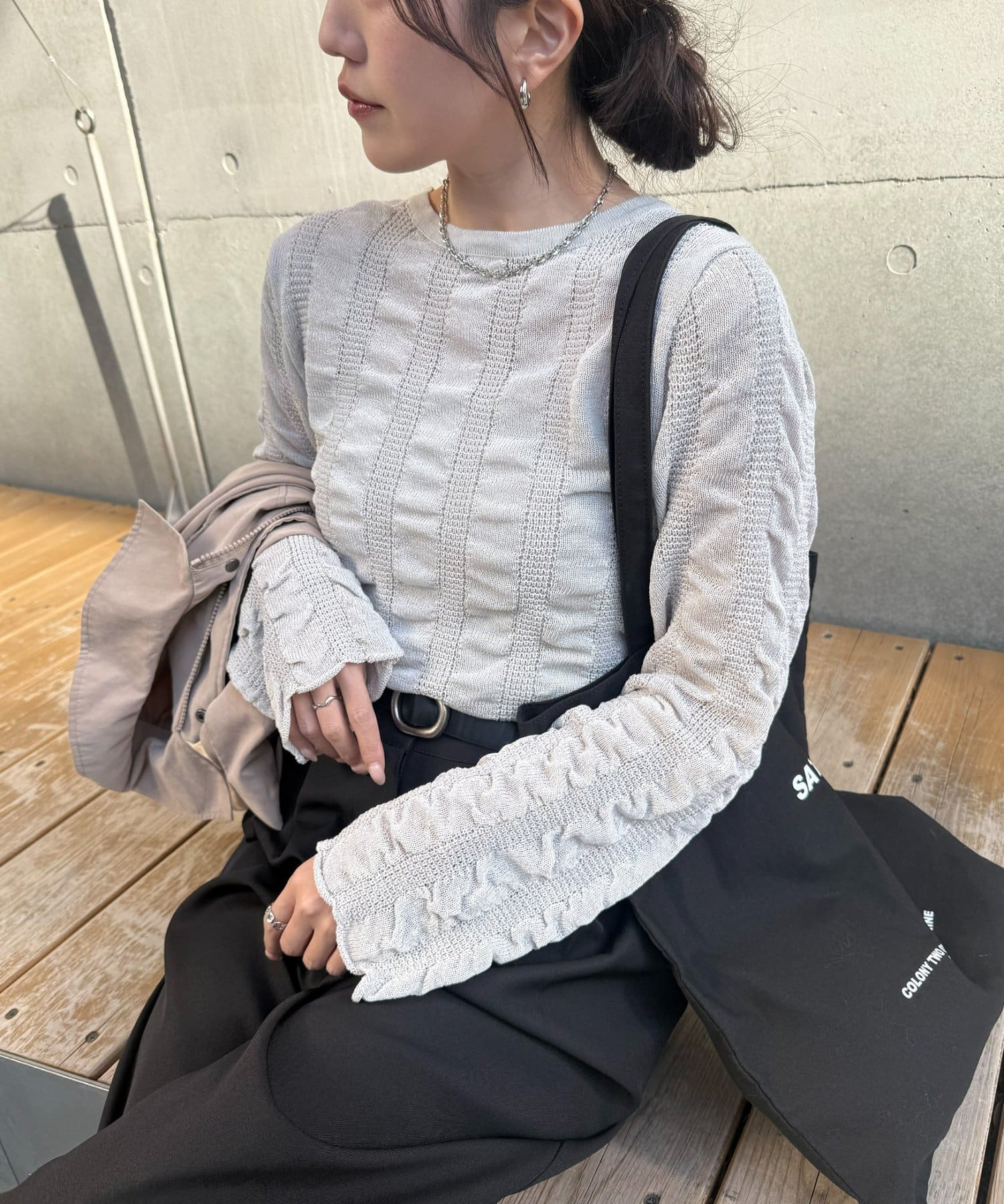 COLONY 2139(コロニー トゥーワンスリーナイン) ギャザーシアーストライプニット