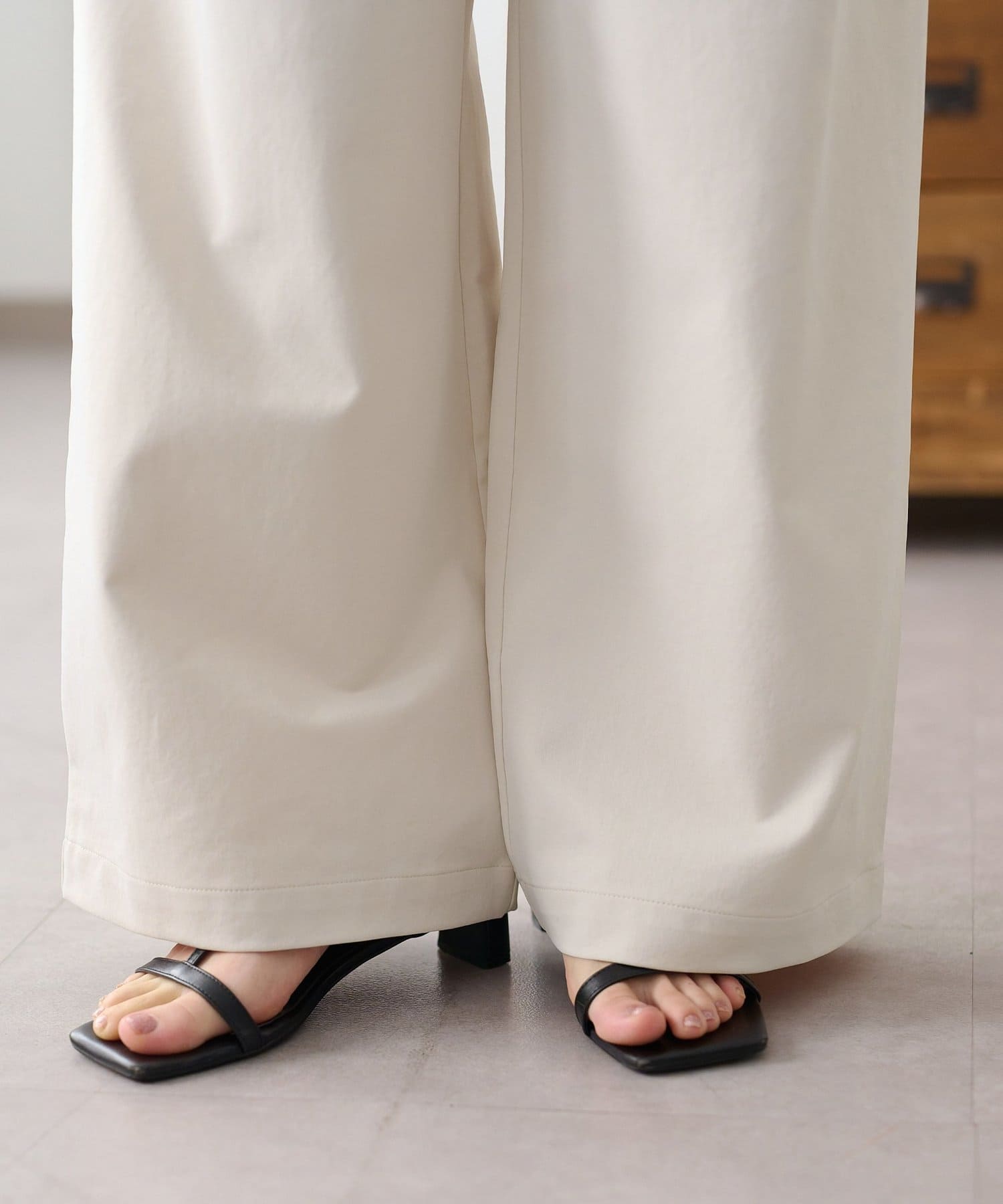 DISCOAT(ディスコート) 【スタッフ人気◎】キレイメ2タックストレッチワイドチノパンツ