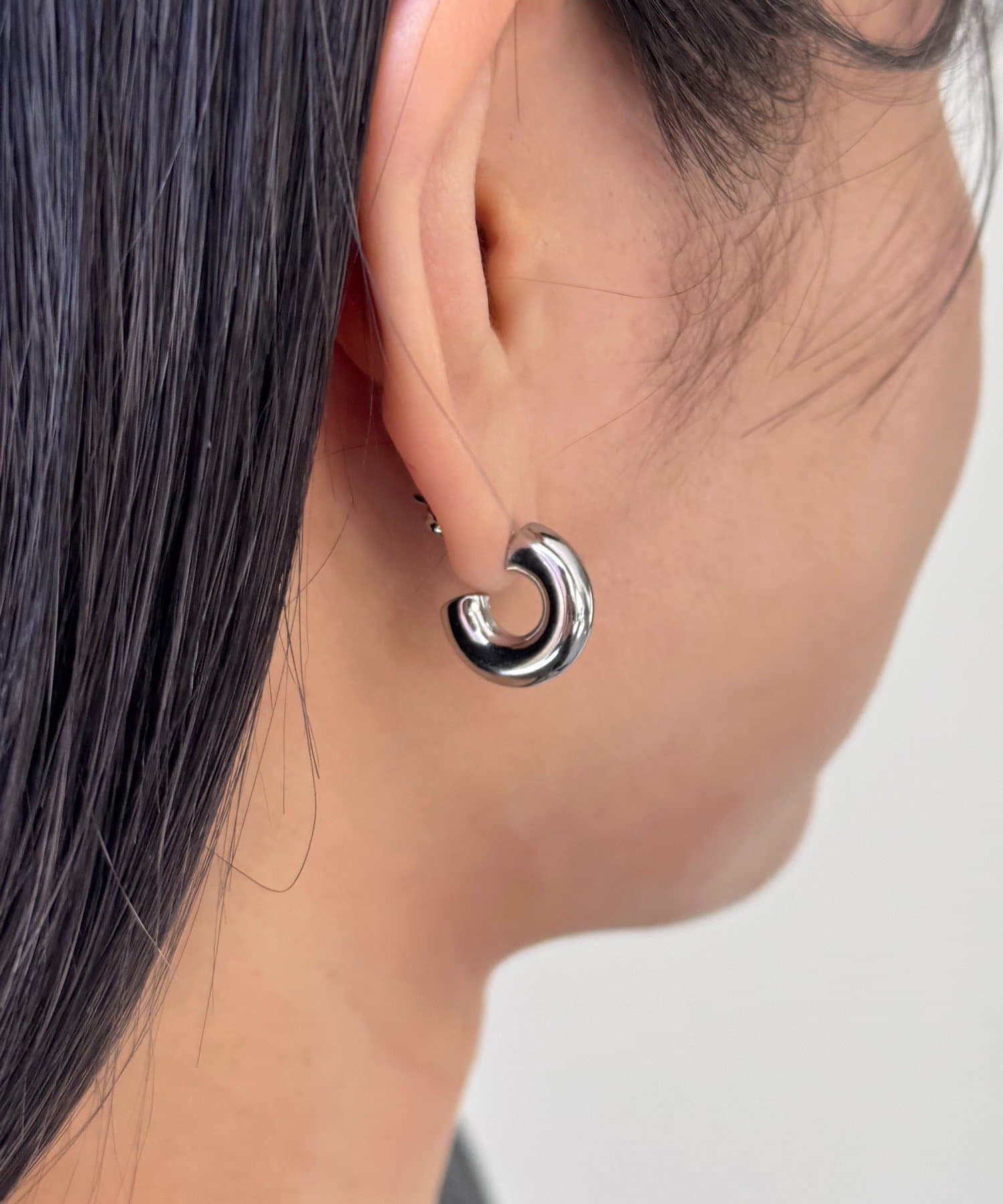 Lattice(ラティス) ＜ステンレス＞ミニフープピアス