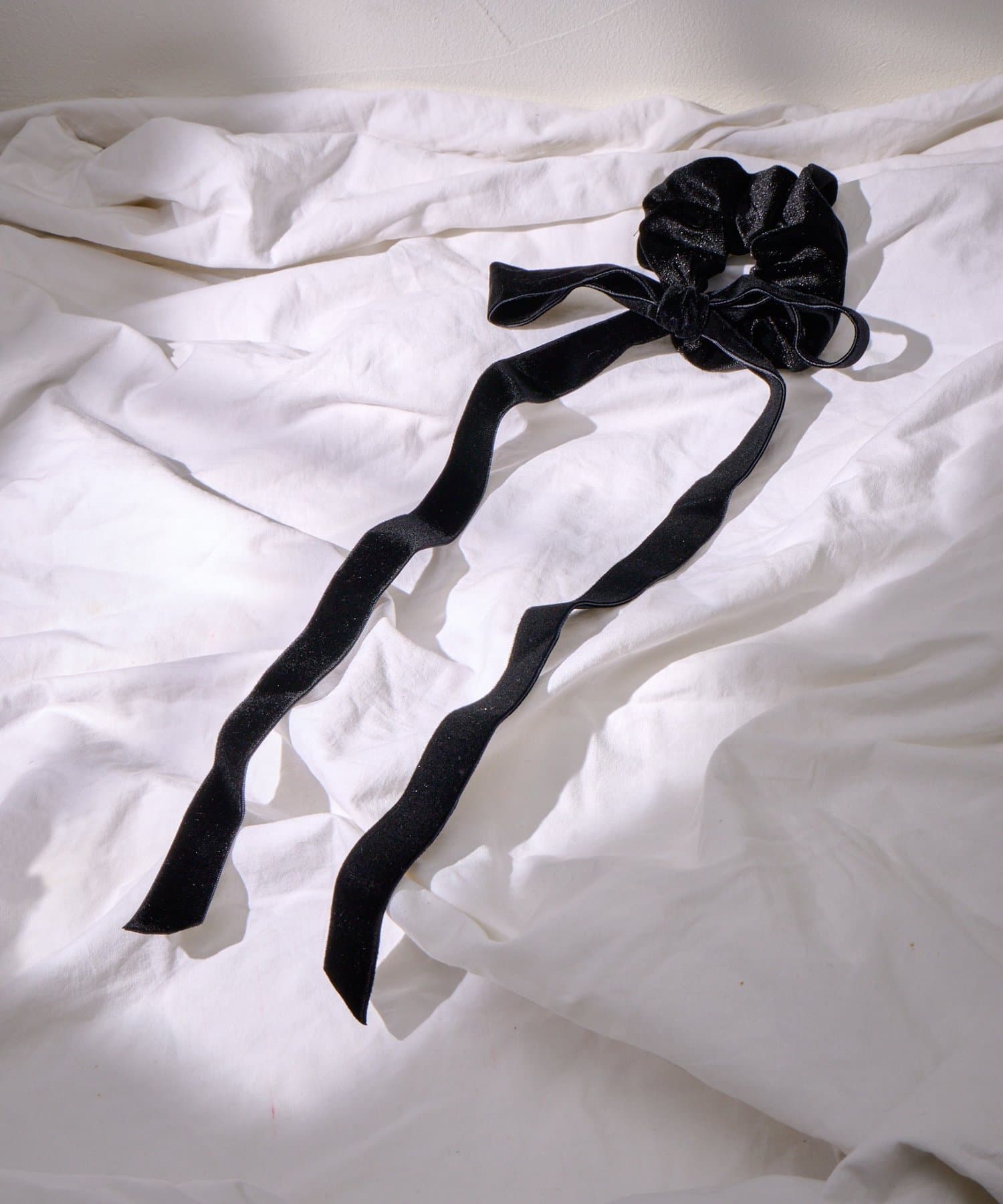 Lattice(ラティス) マルチリボン付きベロアシュシュ