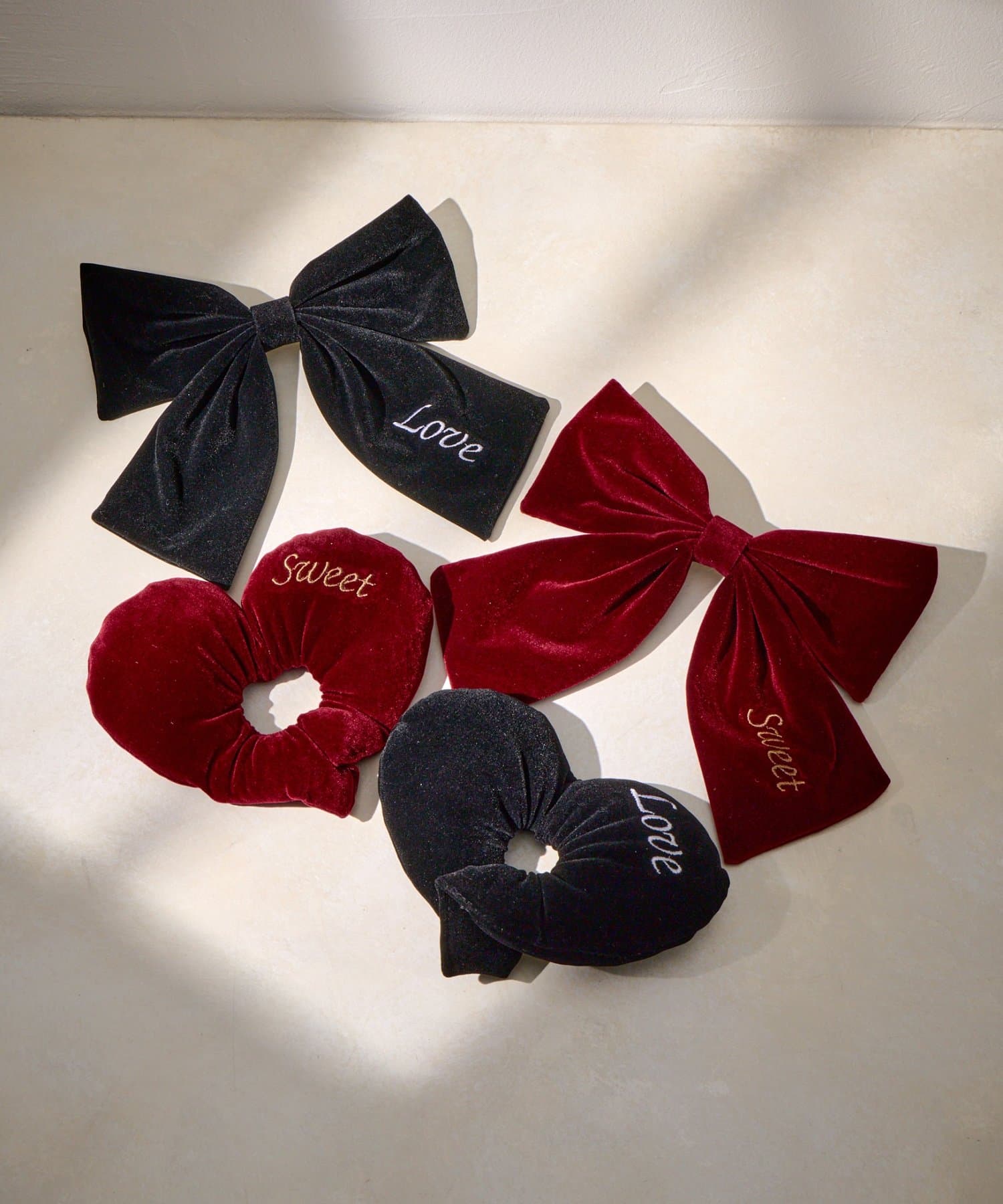 Lattice(ラティス) ベロアリボン刺繍バレッタ