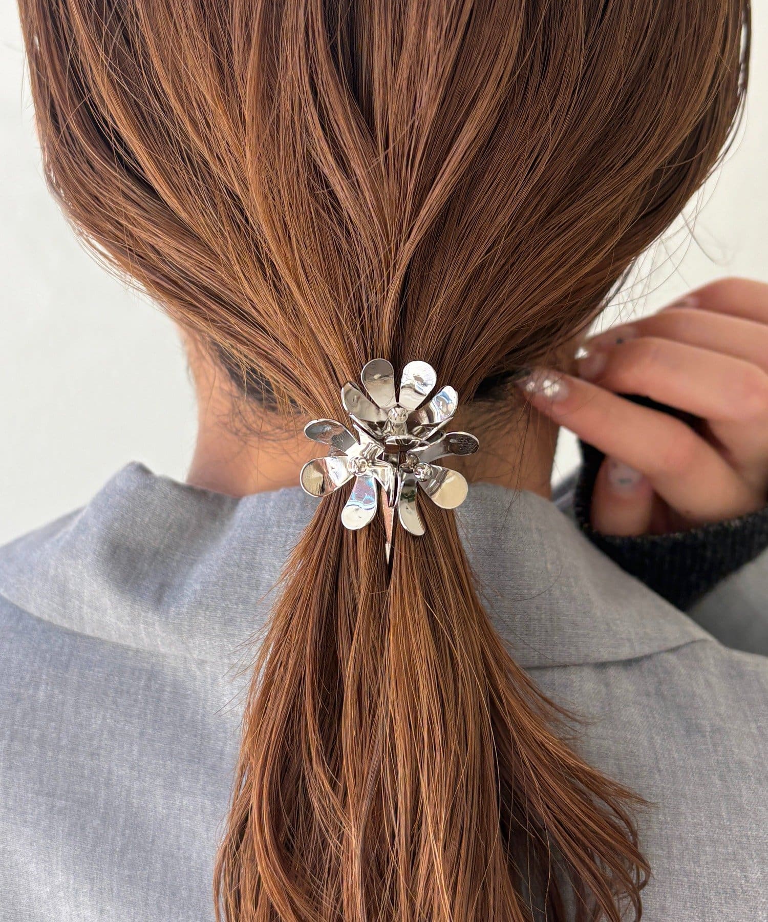 Lattice(ラティス) フラワーヘアカフ