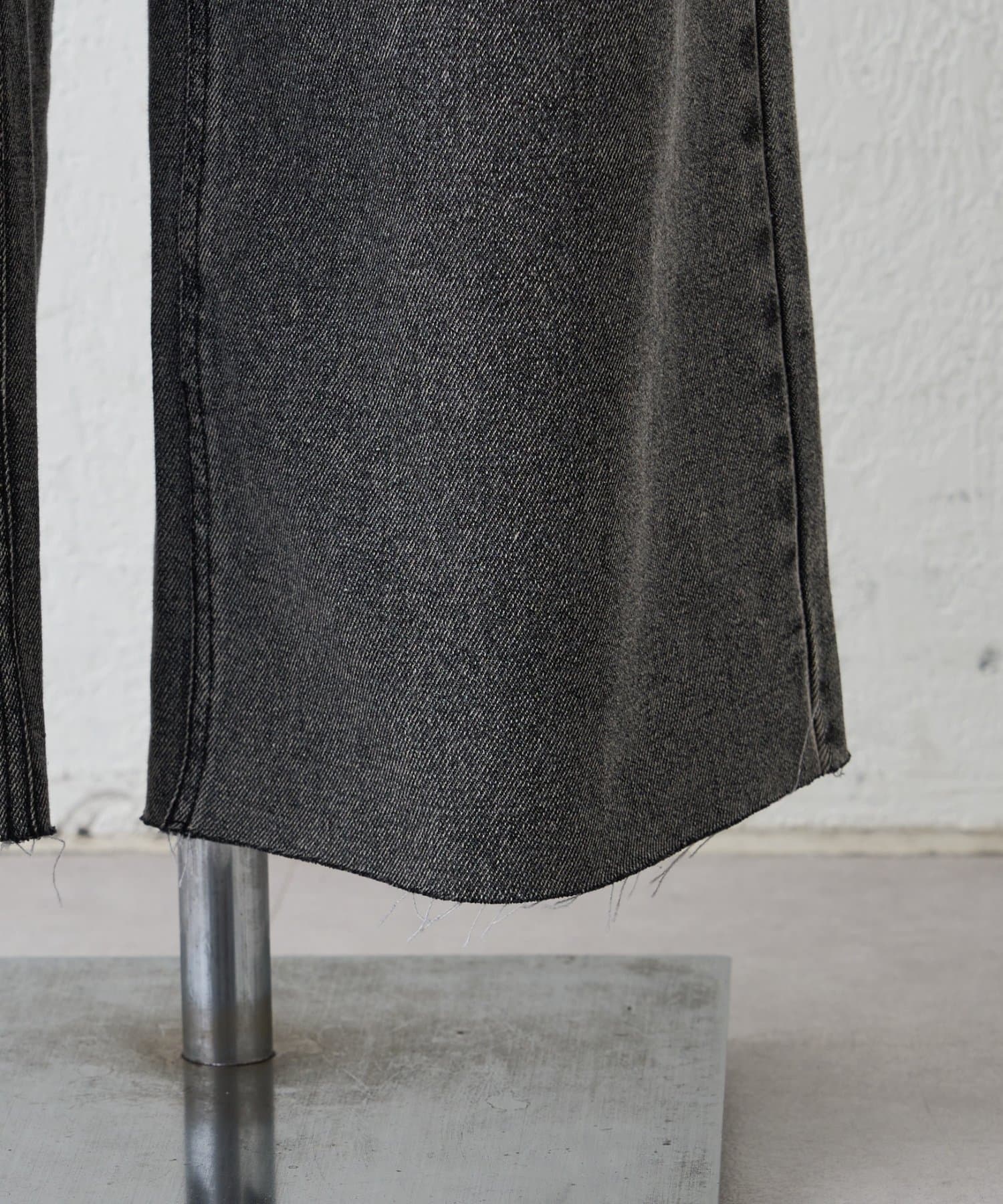 Remind me and forever(リマインドミーアンドフォーエバー) 【2026SS】【ウエスト調節＆セルフカット可能】リメイクライクデニムワイドパンツ