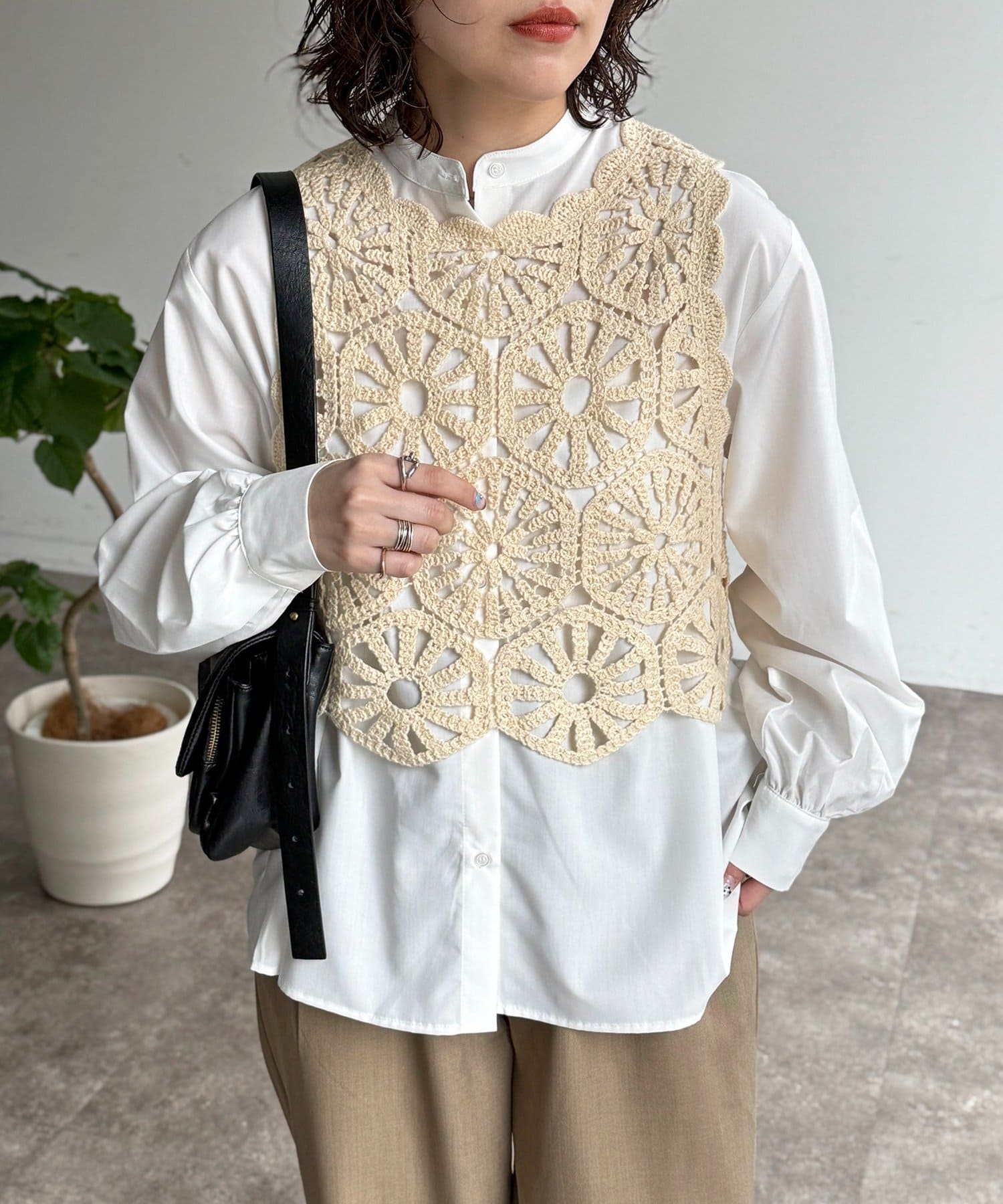 CPCM(シーピーシーエム) クロシェベストセットシャツ