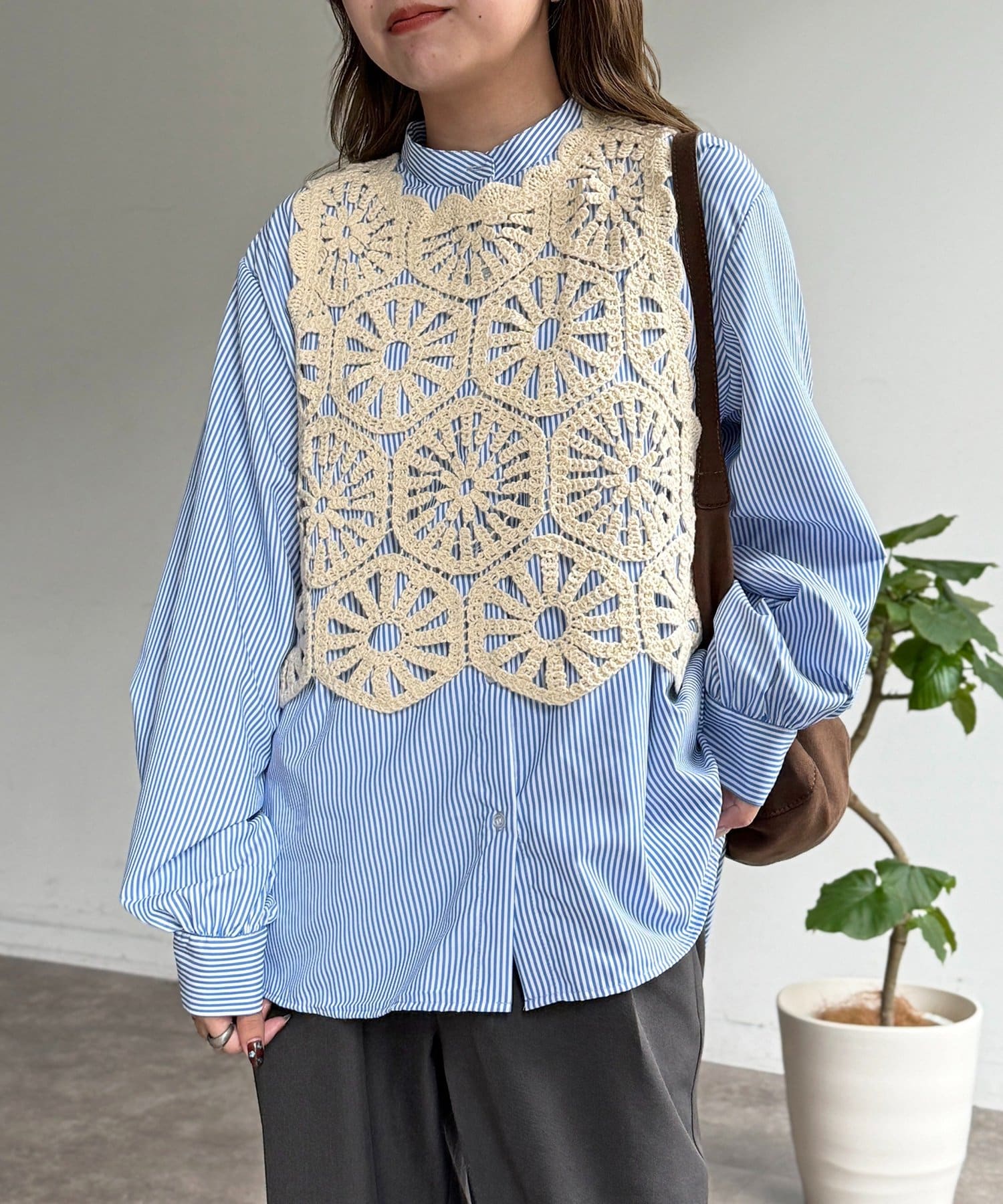 CPCM(シーピーシーエム) クロシェベストセットシャツ