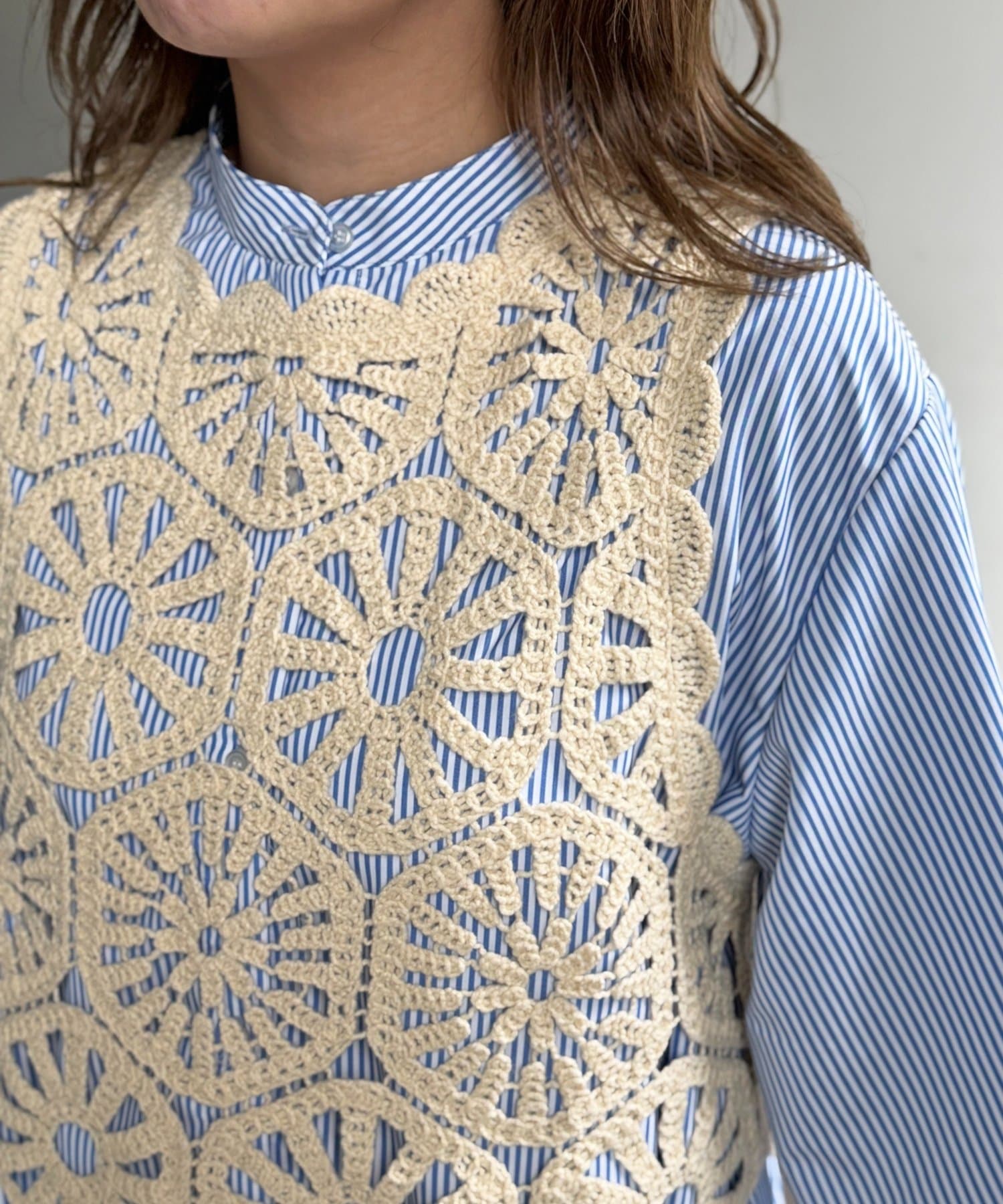 CPCM(シーピーシーエム) クロシェベストセットシャツ