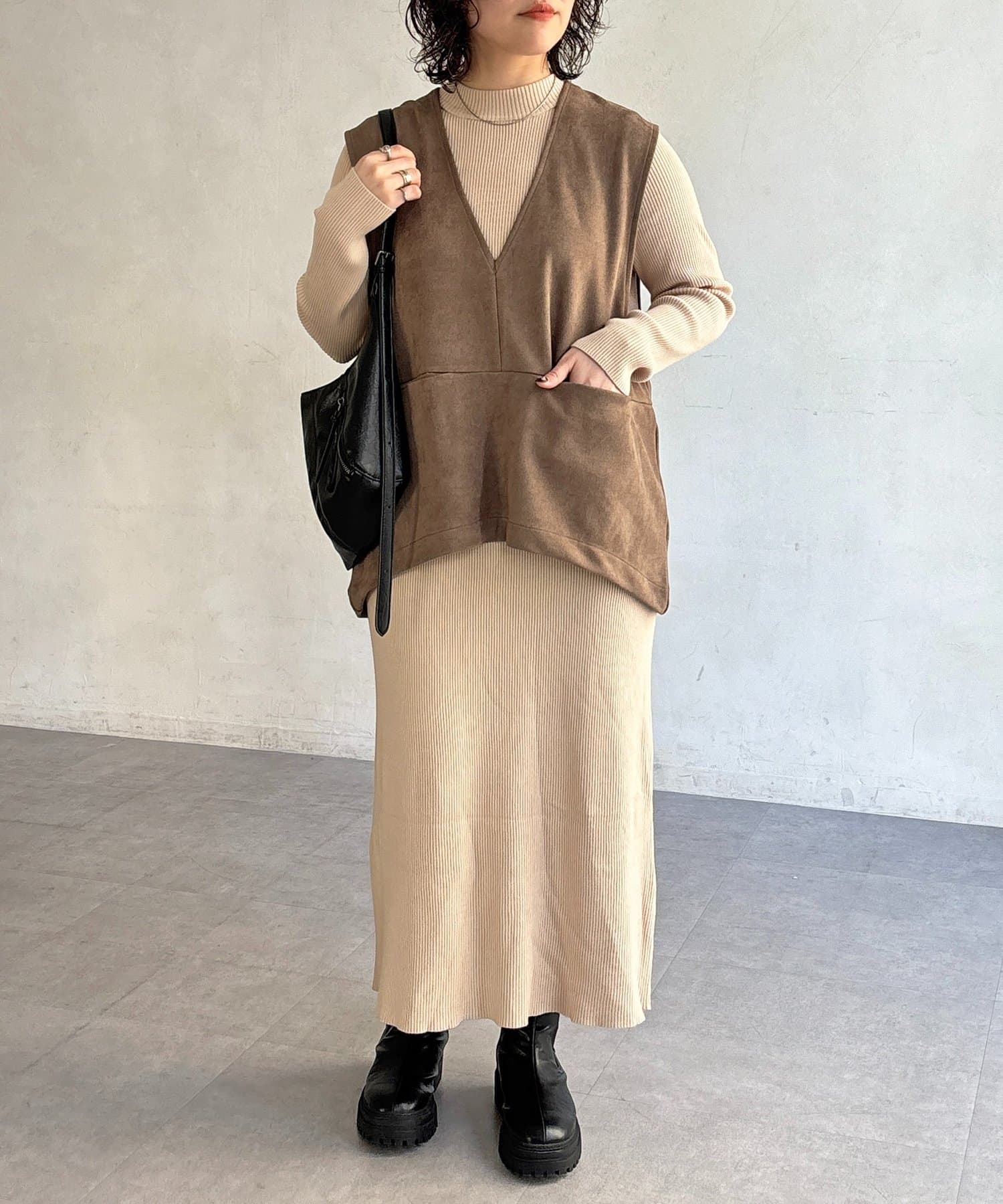 CPCM(シーピーシーエム) フェイクスエードベストセットニットワンピース