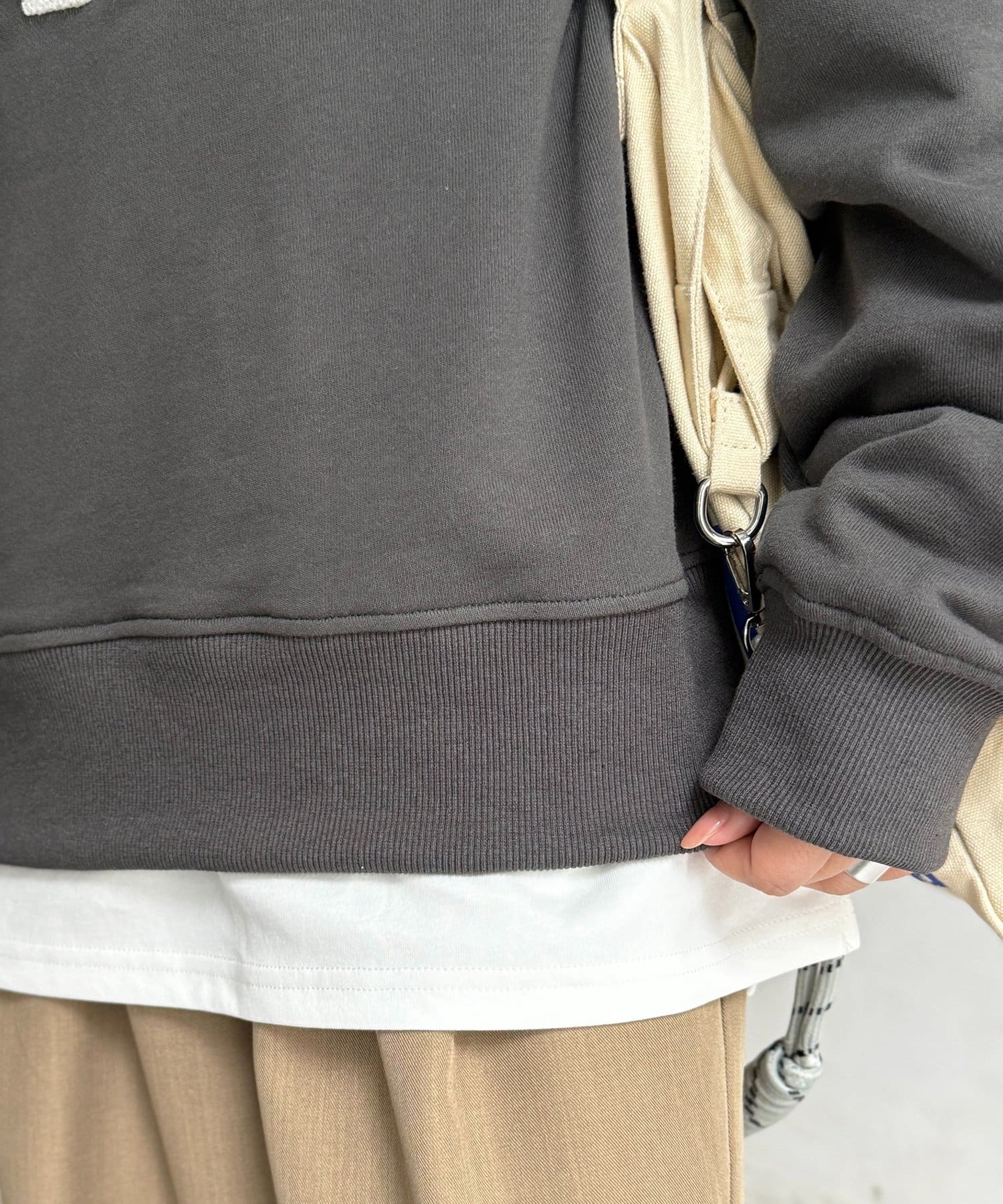 CPCM(シーピーシーエム) ネコサガラ刺繍裏毛スウェット