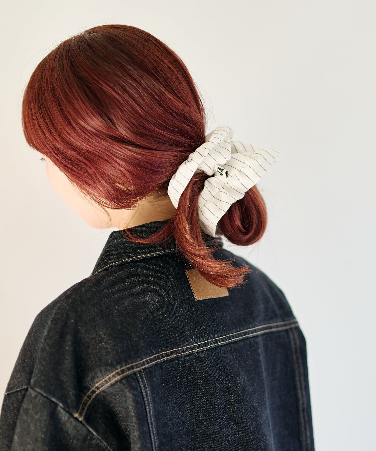 Kastane(カスタネ) 【fiw.】フリルストライプシュシュ