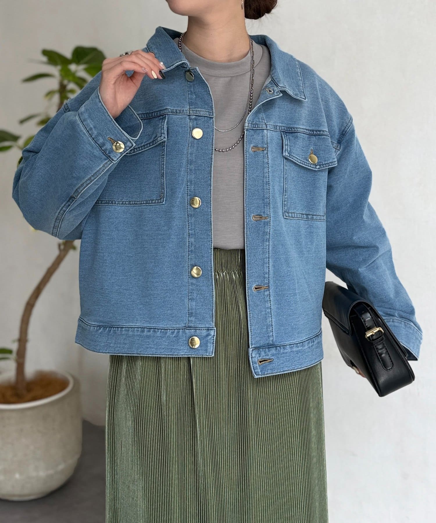 Chez toi(シェトワ) GLDボタン襟付きGジャン