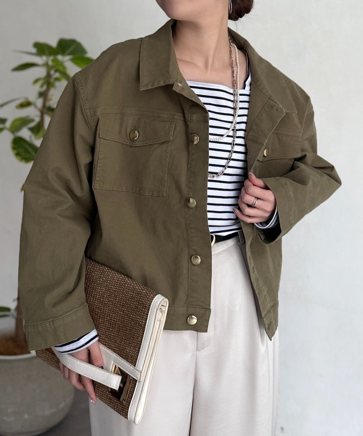 Chez toi(シェトワ) GLDボタン襟付きGジャン