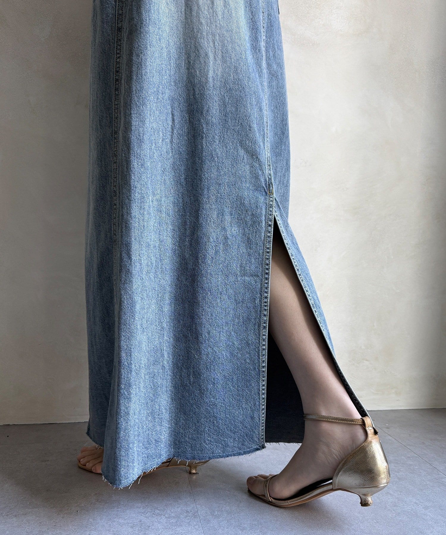 DOUDOU(ドゥドゥ) ベルト付デニムタイトスカート