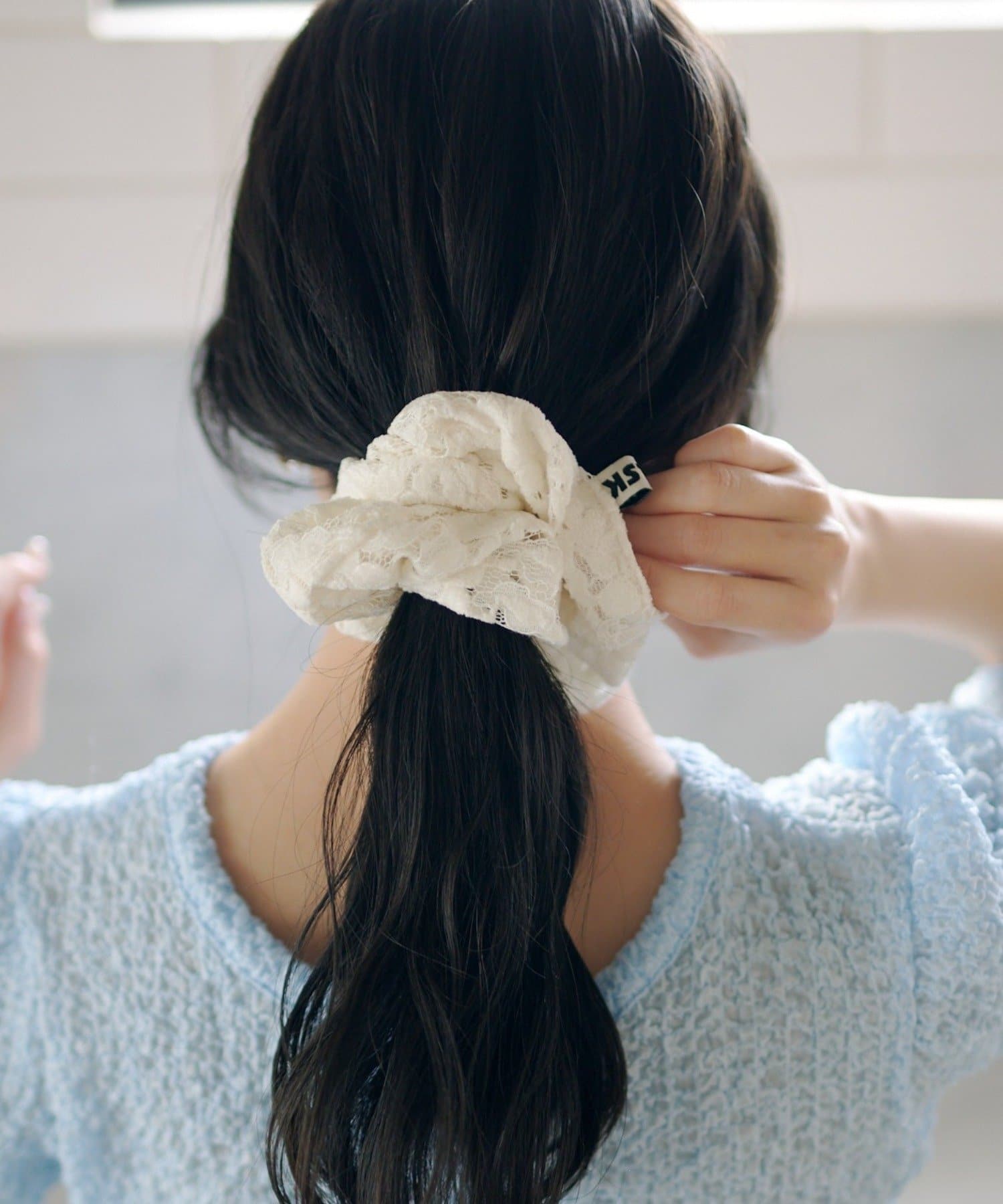 Kastane(カスタネ) 【2.7(土)11:00〜2.8(日)ポイントUP開催/2026SSカタログ/fiw.】フロッキーフラワーシュシュ