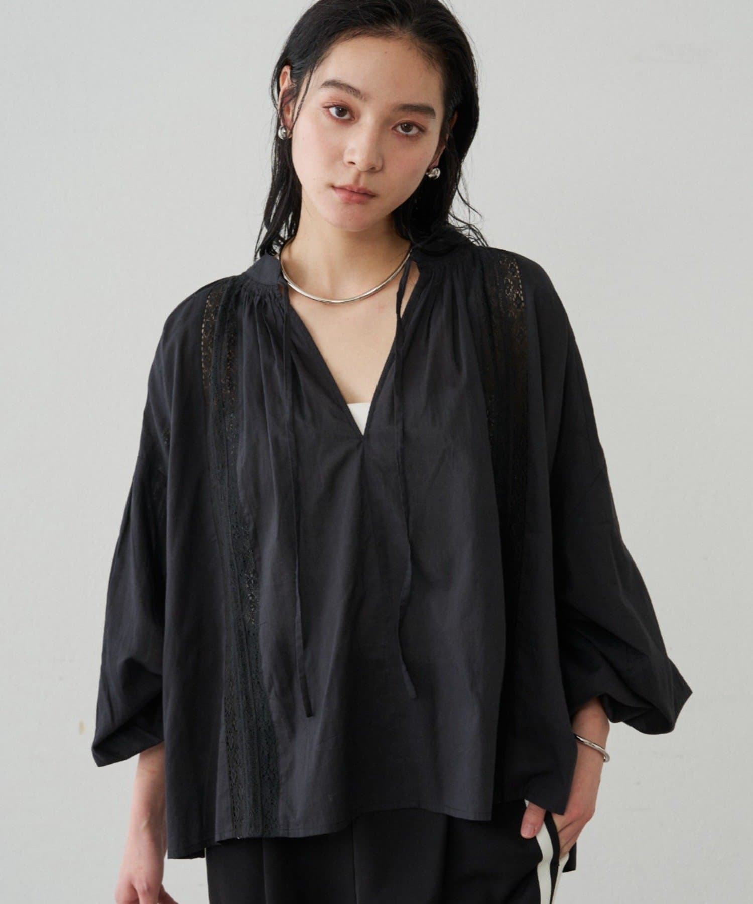 LOUNGEDRESS(ラウンジドレス) 【INDIA】スキッパーレースブラウス