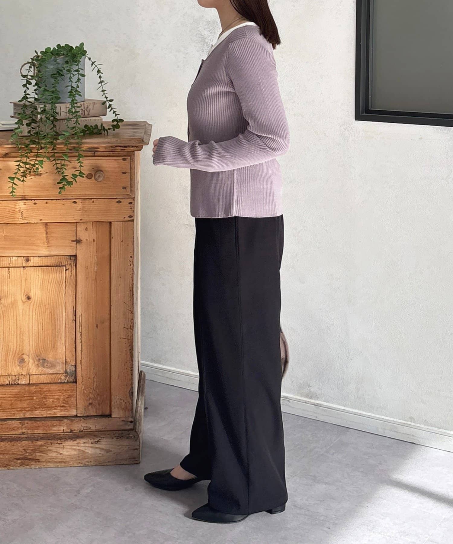 Thevon.(ゼヴォン) ベルト付きストレートスラックス