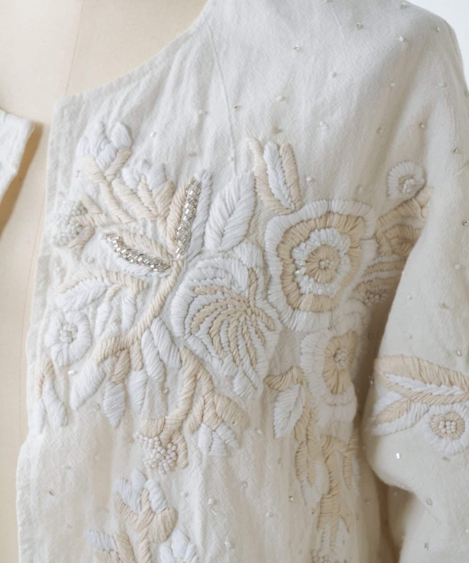 BEARDSLEY(ビアズリー) ハンド刺繍裾フリルジャケット