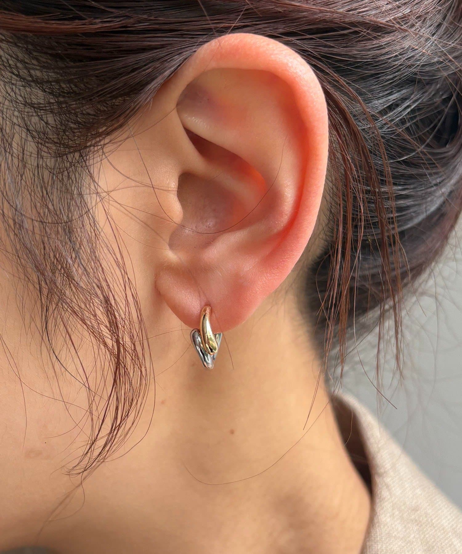 CAPRICIEUX LE'MAGE(カプリシュレマージュ) 〈GOLDY/ゴールディ〉コンビワンタッチフープピアス