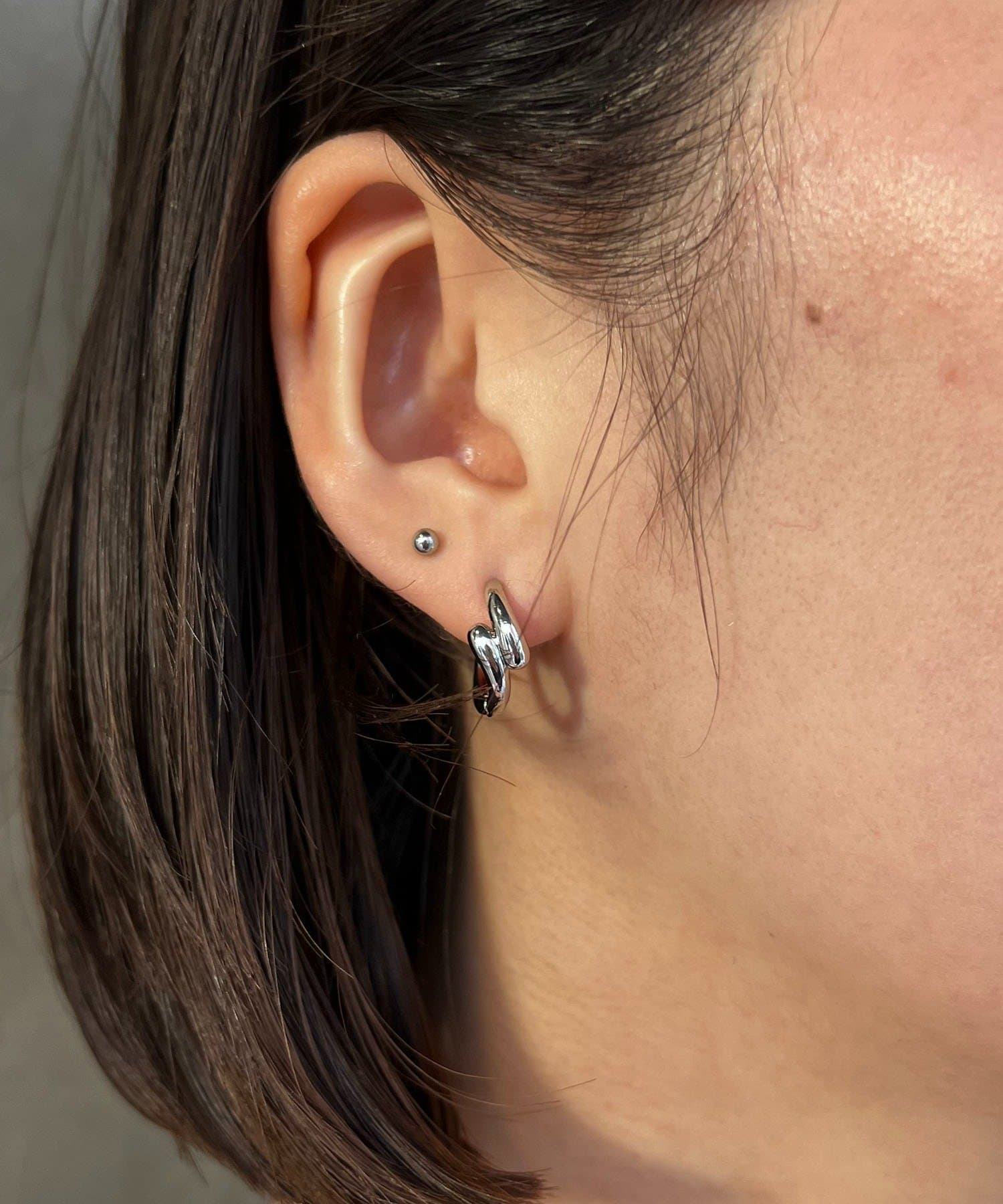 CAPRICIEUX LE'MAGE(カプリシュレマージュ) 〈GOLDY/ゴールディ〉コンビワンタッチフープピアス