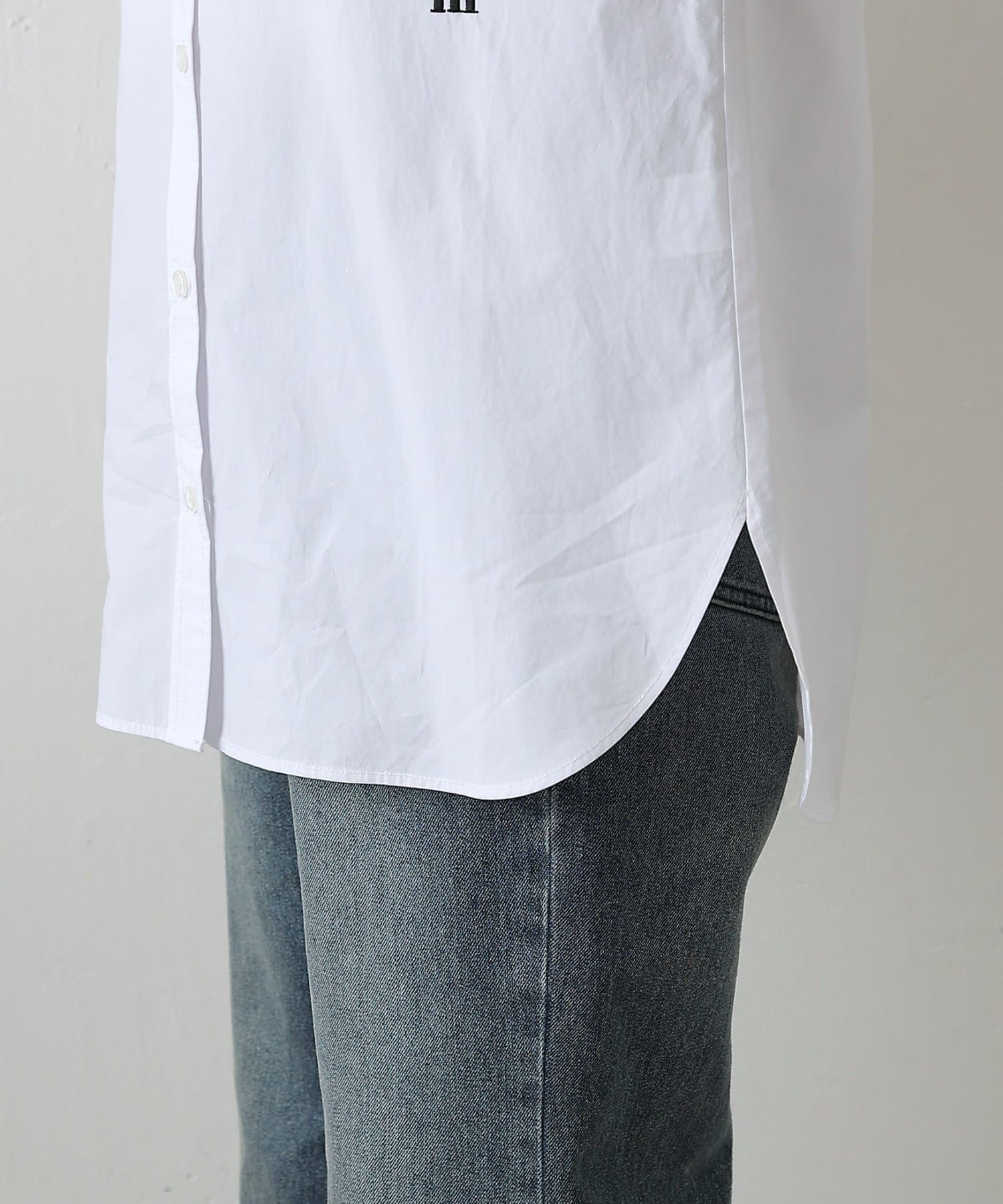 COLONY 2139(コロニー トゥーワンスリーナイン) 刺繍ロゴコットンシャツ