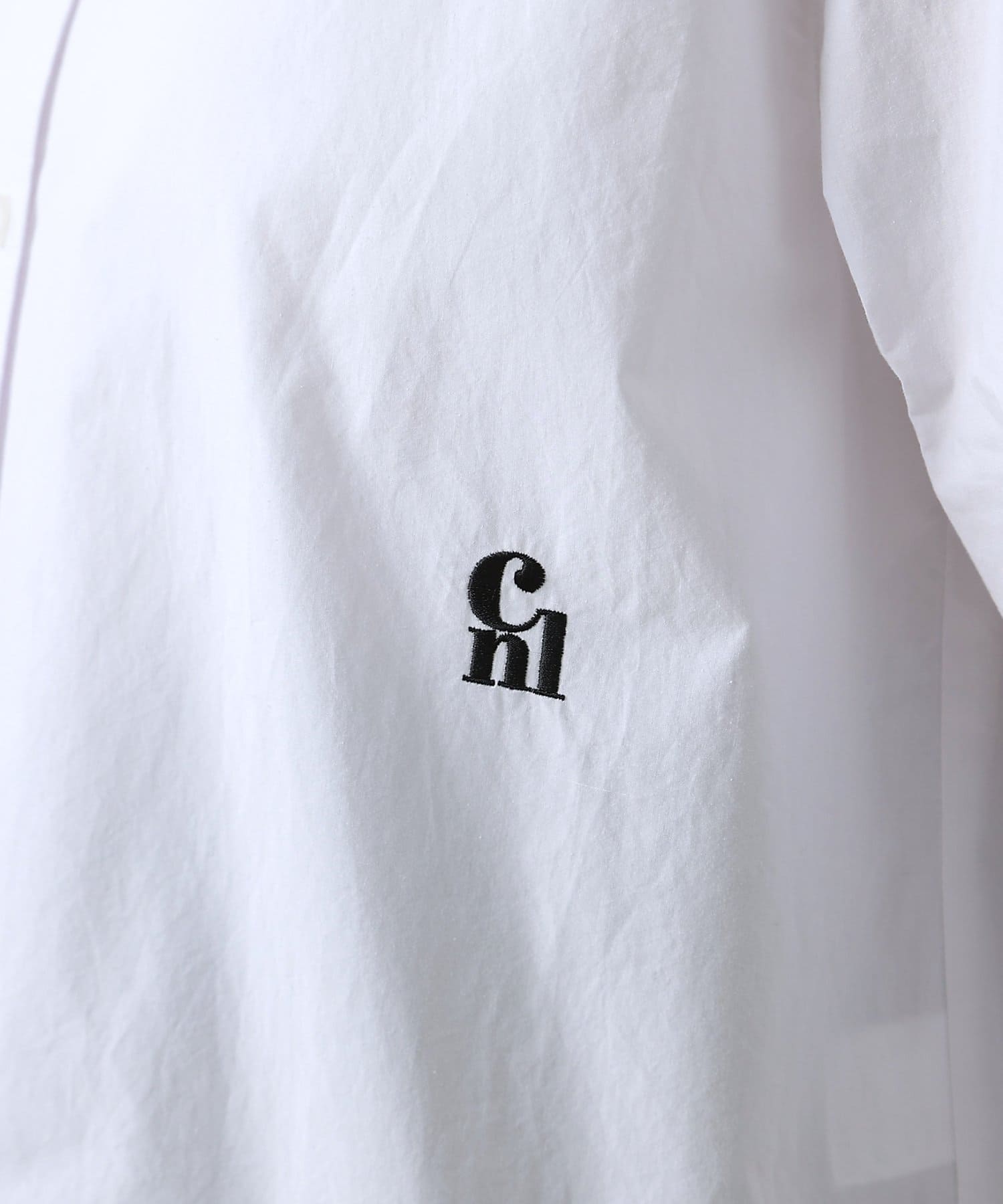 COLONY 2139(コロニー トゥーワンスリーナイン) 刺繍ロゴコットンシャツ