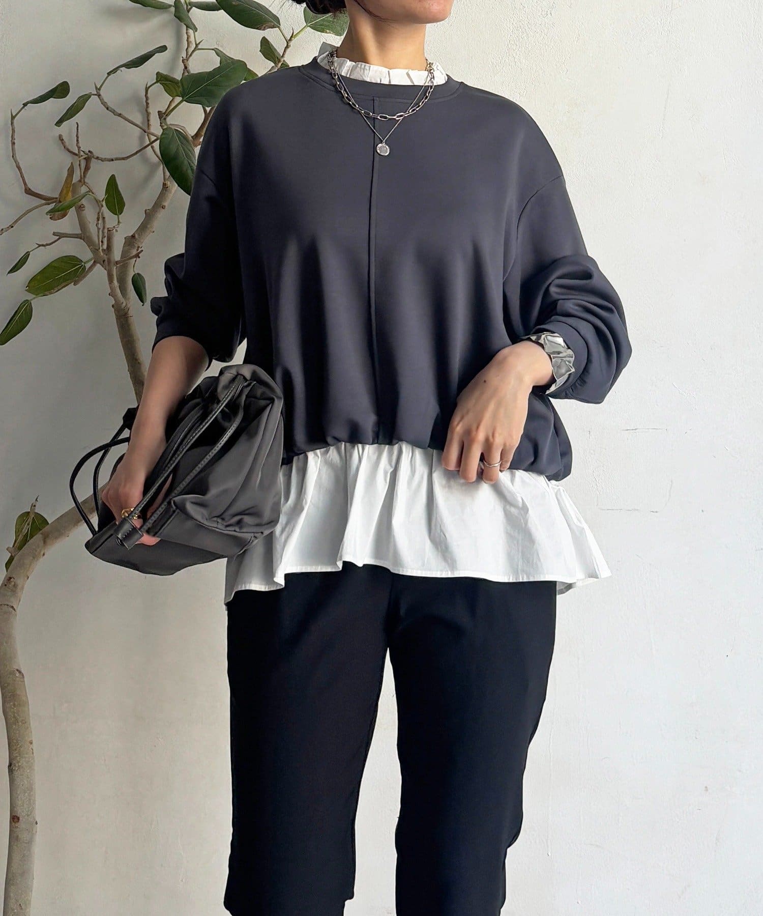 Croisiere(クロジエール) フリルブラウスレイヤード風プルオーバー