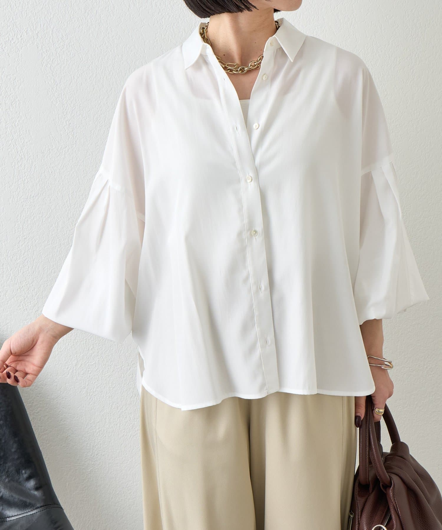 Jena　espace merveilleux(ジェナ　エスパスメルヴェイユ) 袖タックドルマンシャツ