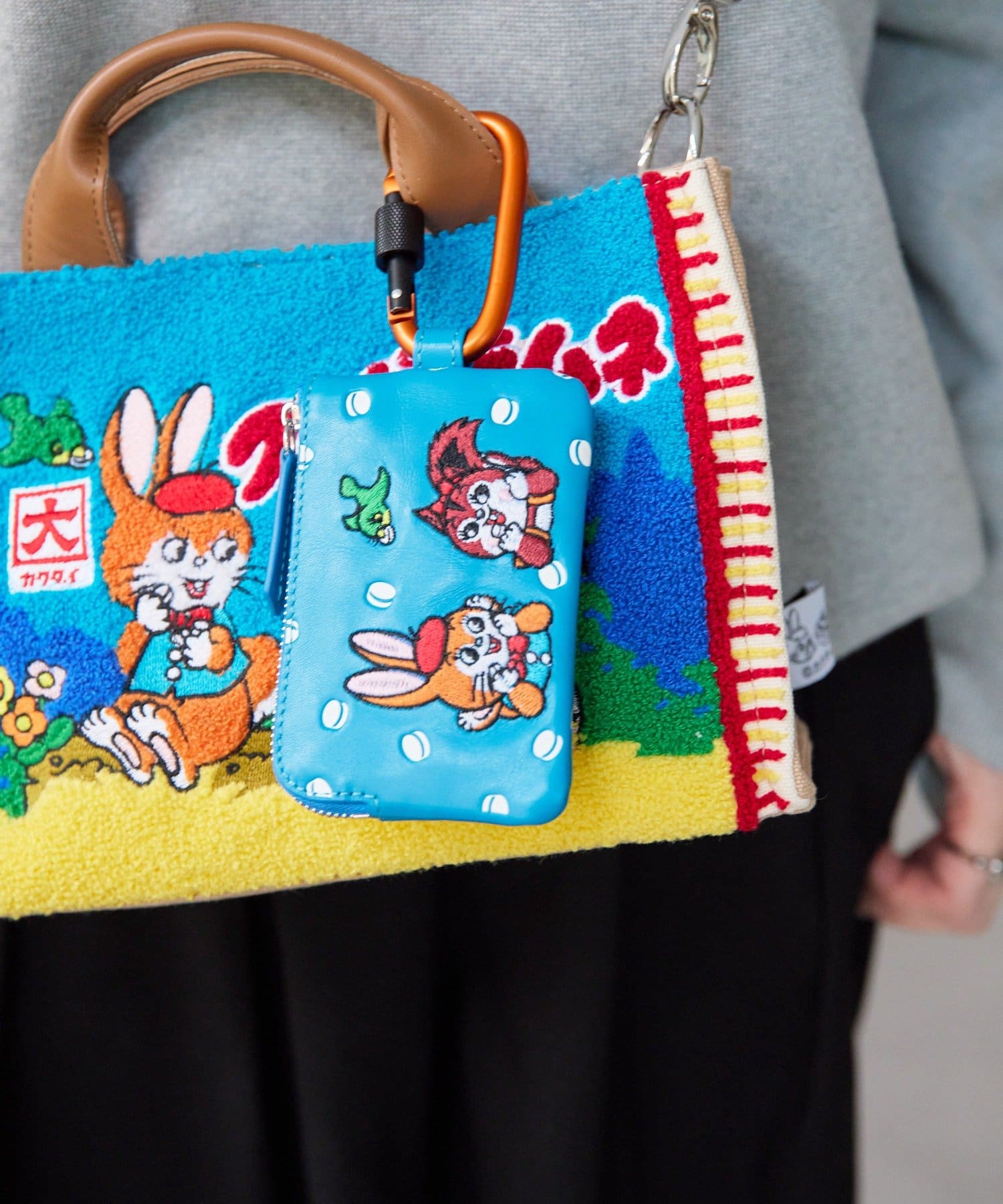 ear PAPILLONNER(イア パピヨネ) 【クッピーラムネ×ear】本革/コラボカラビナ付きパス＆キーケース