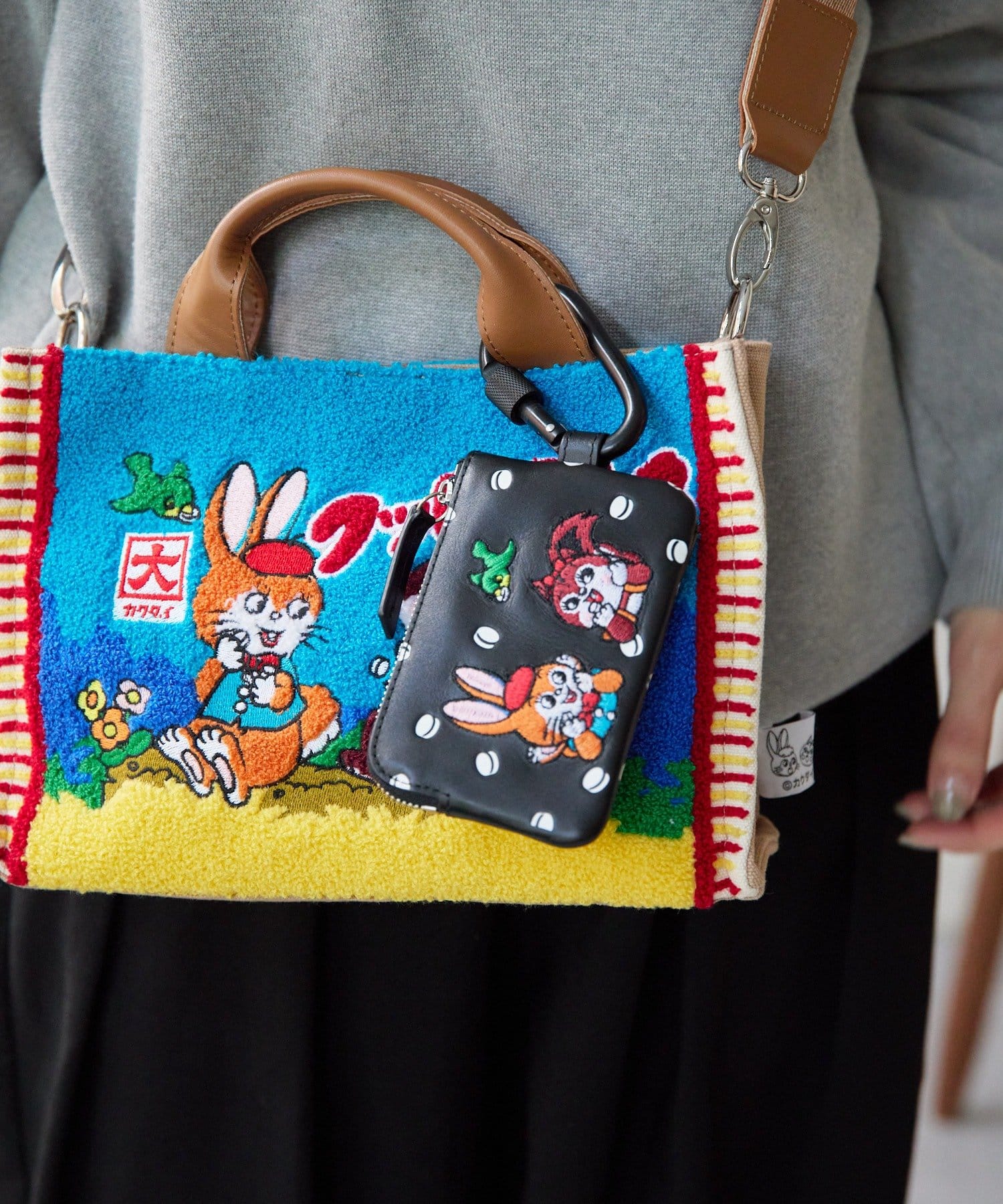 ear PAPILLONNER(イア パピヨネ) 【クッピーラムネ×ear】本革/コラボカラビナ付きパス＆キーケース