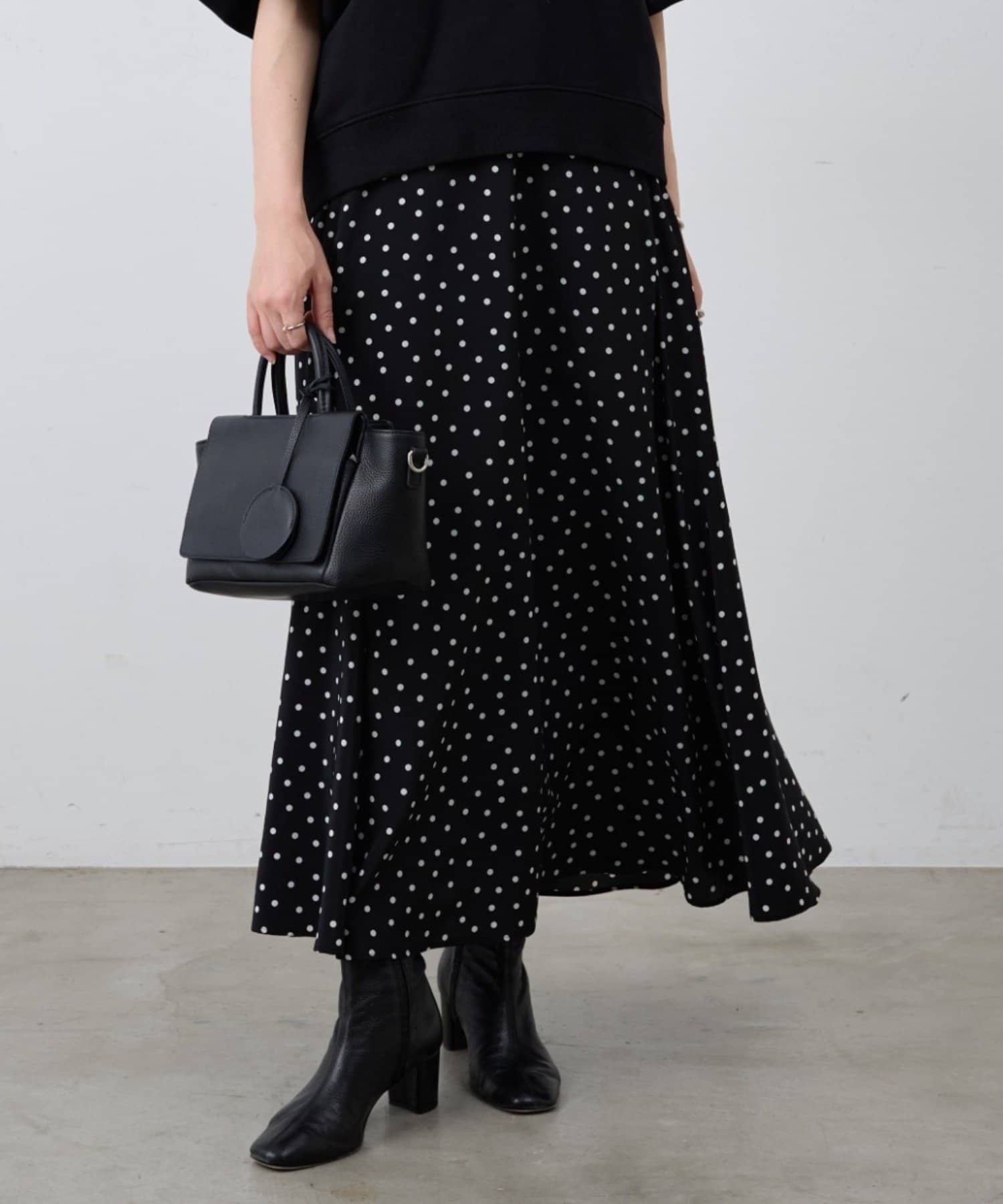 BEARDSLEY(ビアズリー) 《1/1(木)12:00予約開始》ドットマーメイドスカート