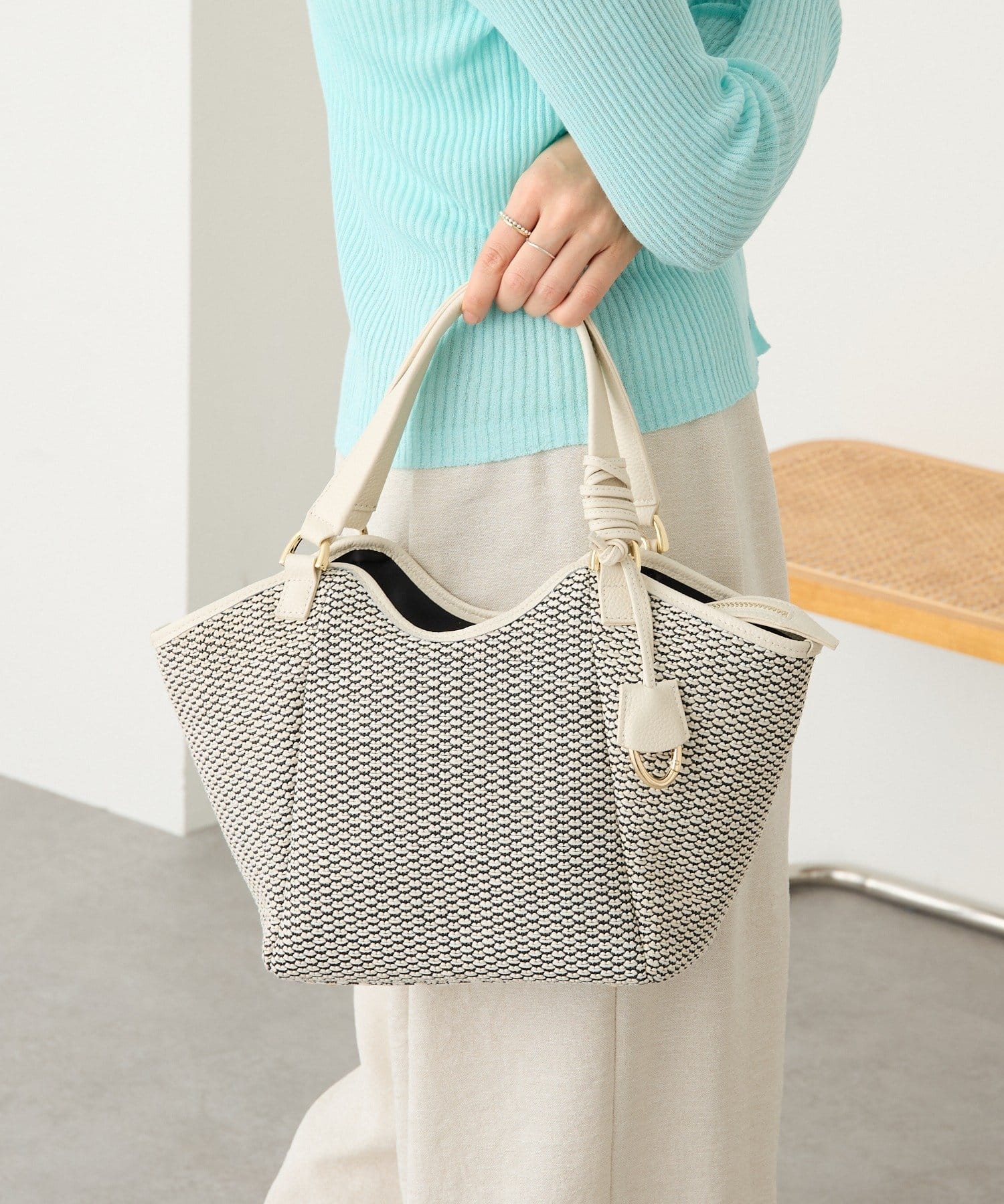 RIVE DROITE(リヴドロワ) 予約【ショルダーストラップ付き】レザーパイピングミニトート