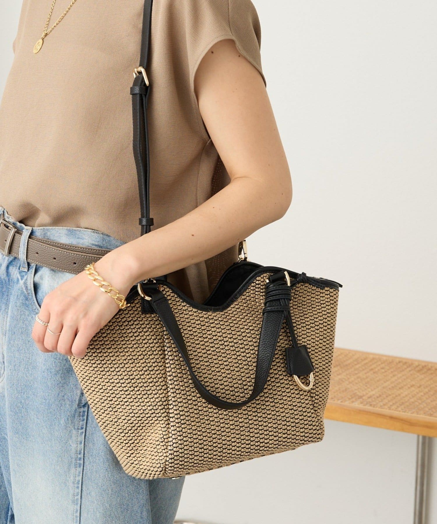 RIVE DROITE(リヴドロワ) 予約【ショルダーストラップ付き】レザーパイピングミニトート