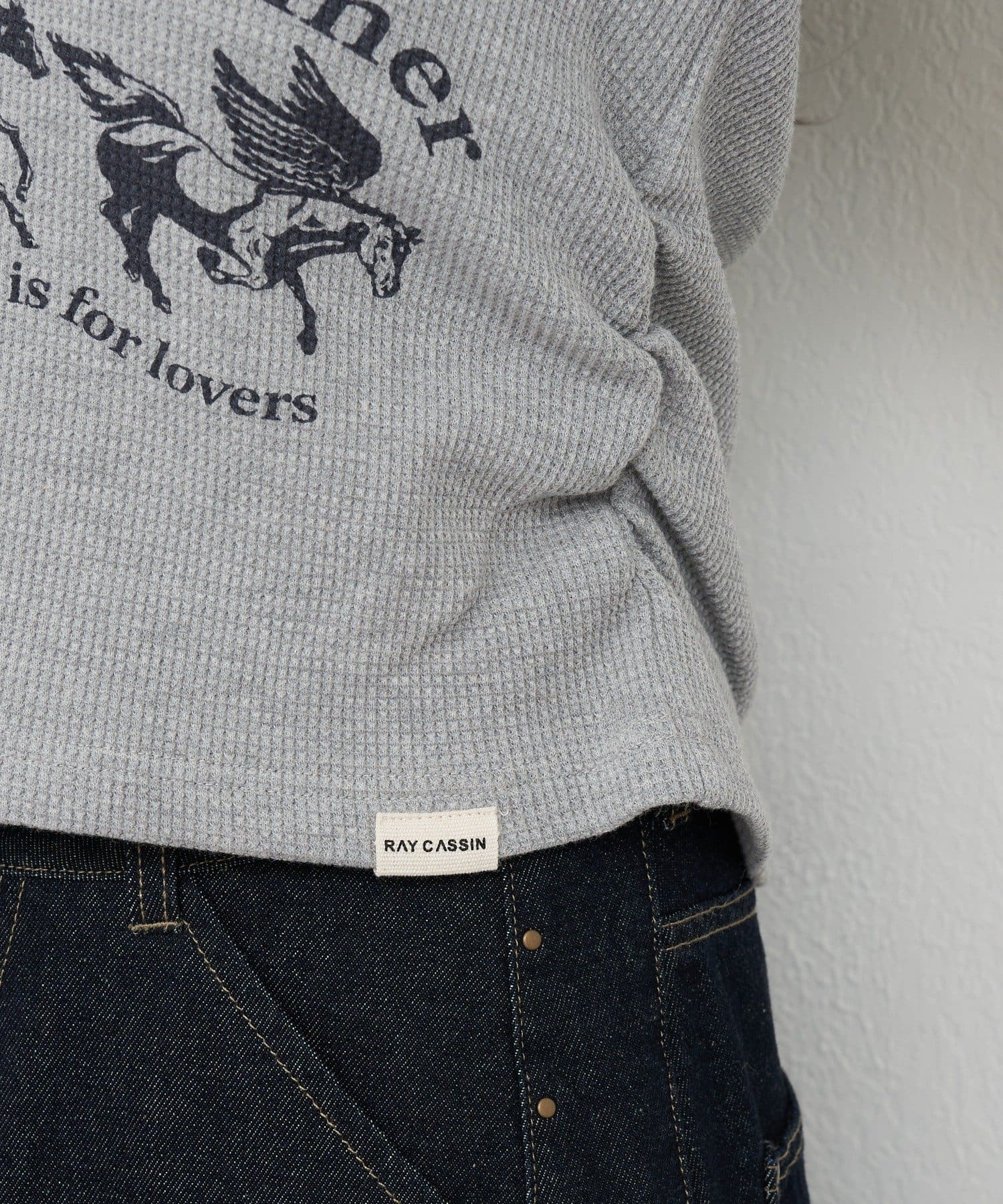 RAY CASSIN(レイカズン) プリントワッフルフードTシャツ