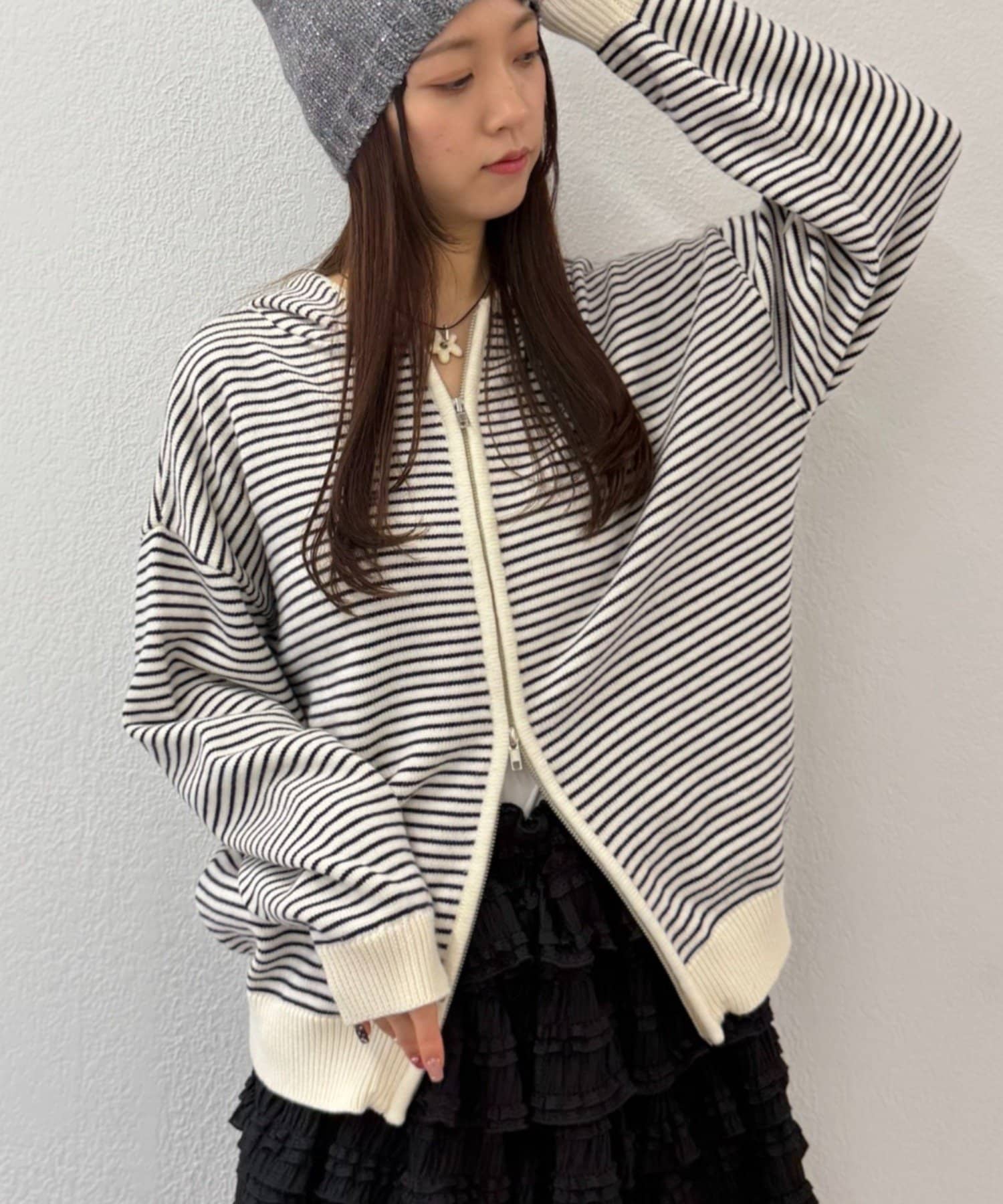 w closet(ダブルクローゼット) ボーダーニットパーカー