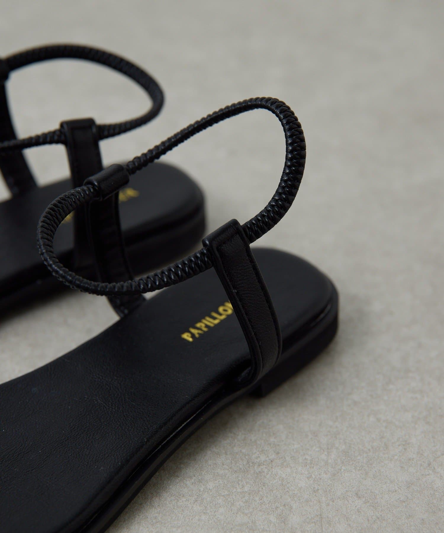 COLLAGE GALLARDAGALANTE(コラージュ ガリャルダガランテ) 【PAPILLONNER/パピヨネ】フラットスクエアサンダル